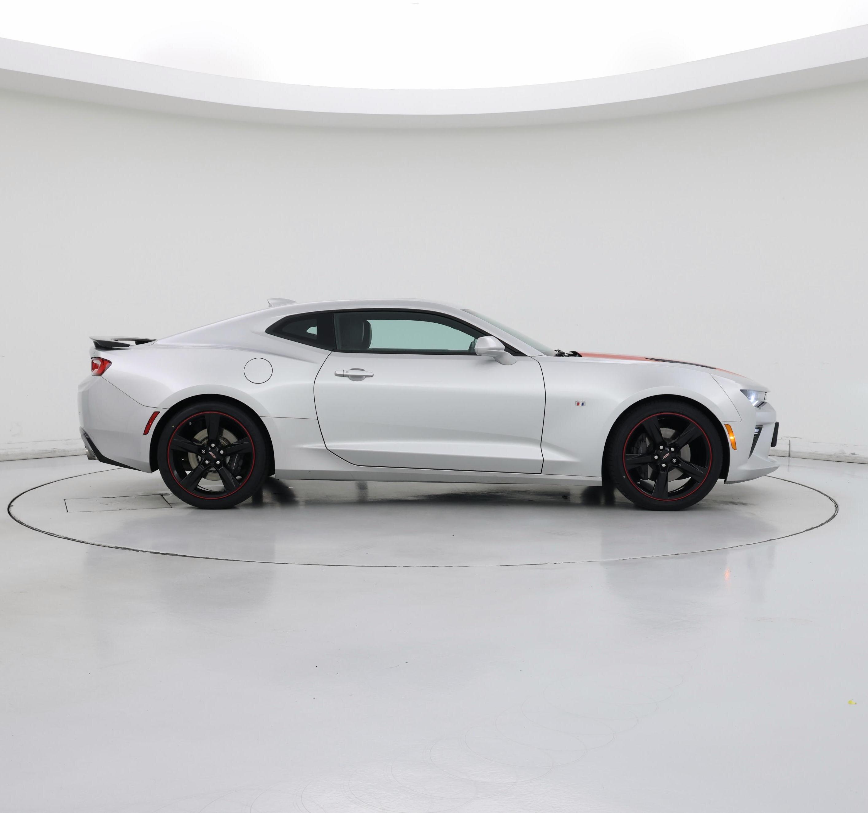 Thumbnail: 2017 Chevrolet Camaro - 7