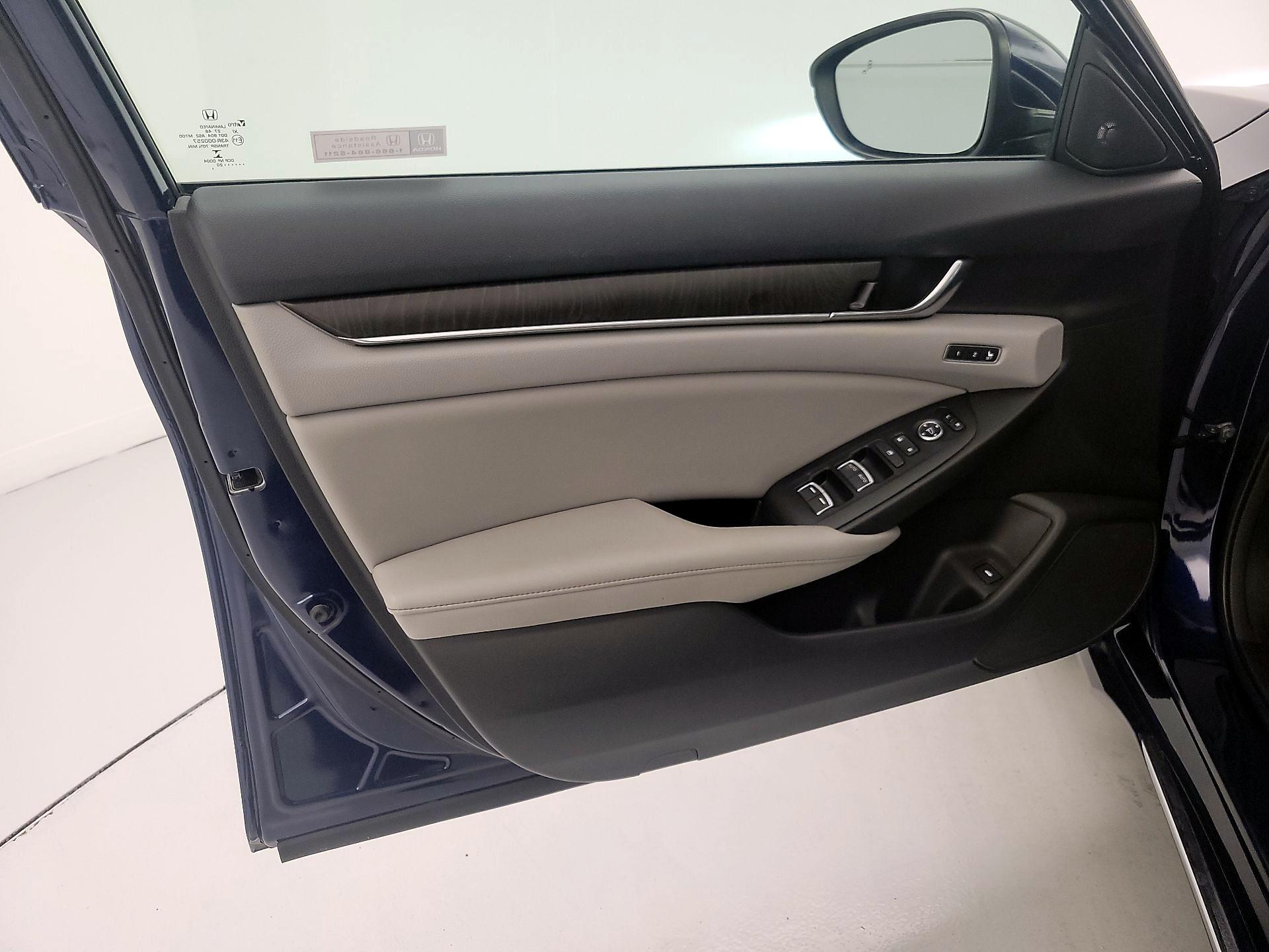 Thumbnail: 2020 Honda Accord - 12