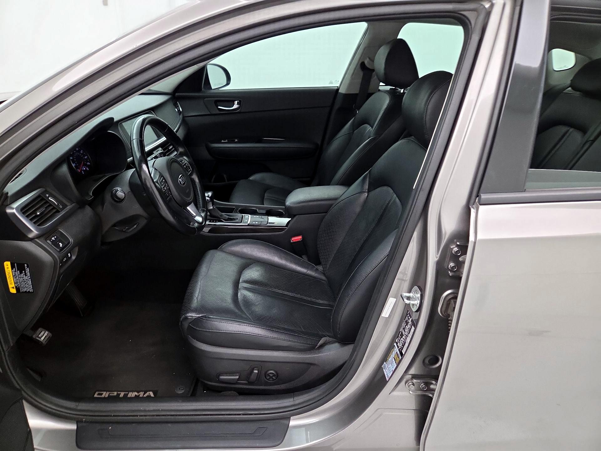 Thumbnail: 2016 Kia Optima - 11