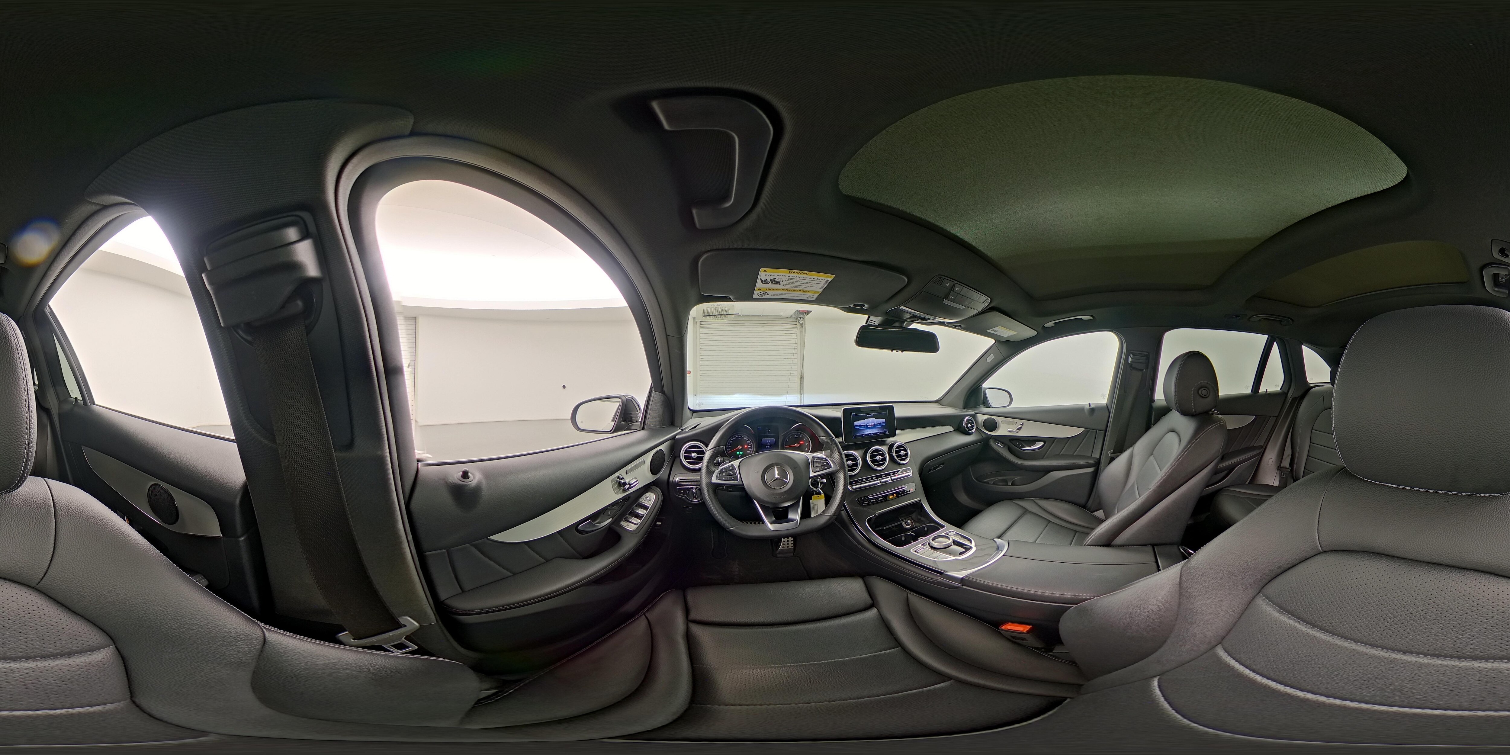 2019 Mercedes-Benz GLC GLC300 - Photo 27