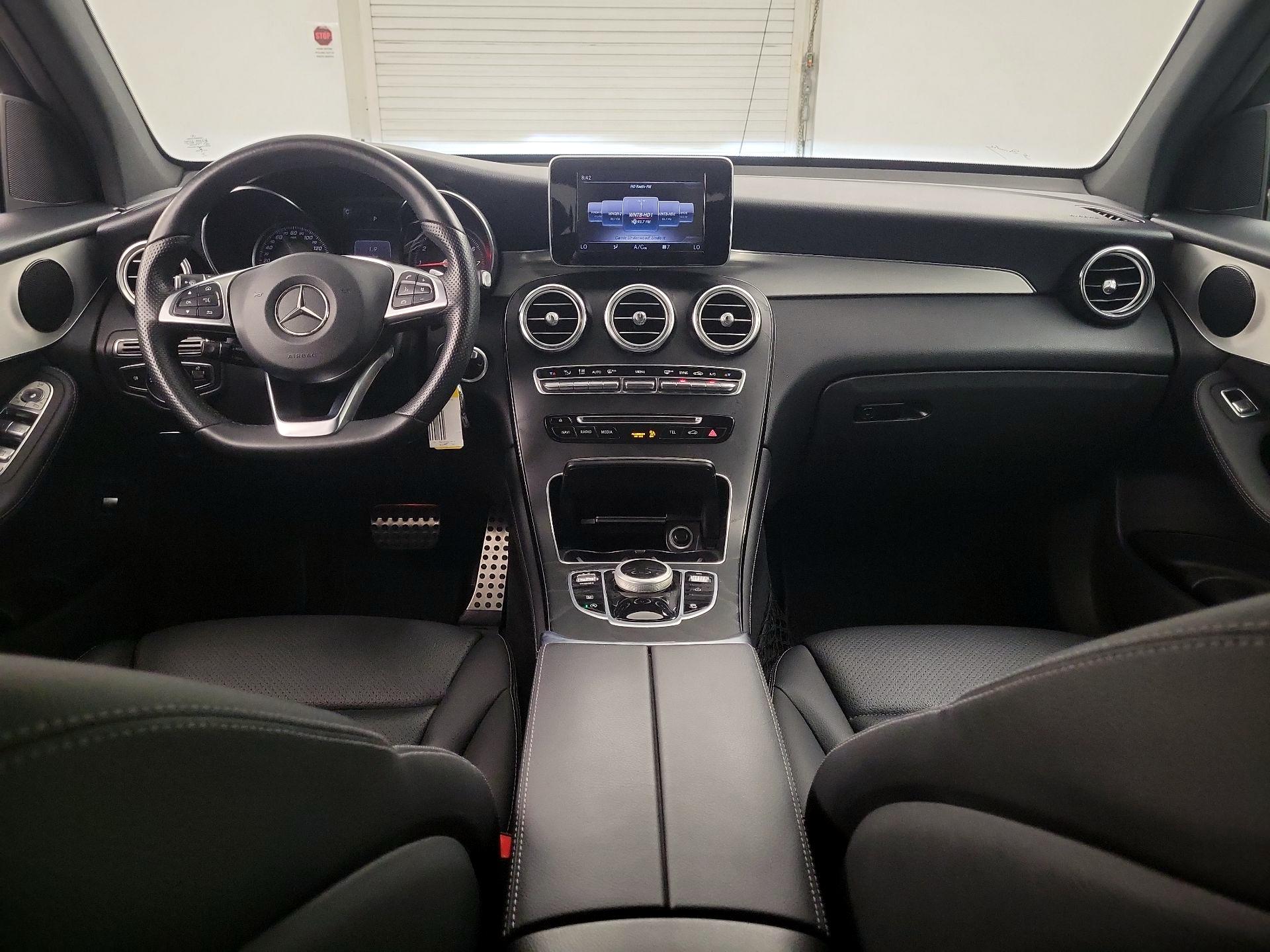Thumbnail: 2019 Mercedes-Benz GLC - 9