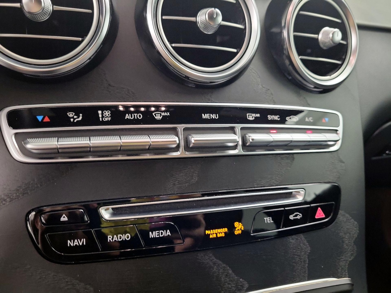 2019 Mercedes-Benz GLC GLC300 - Photo 17