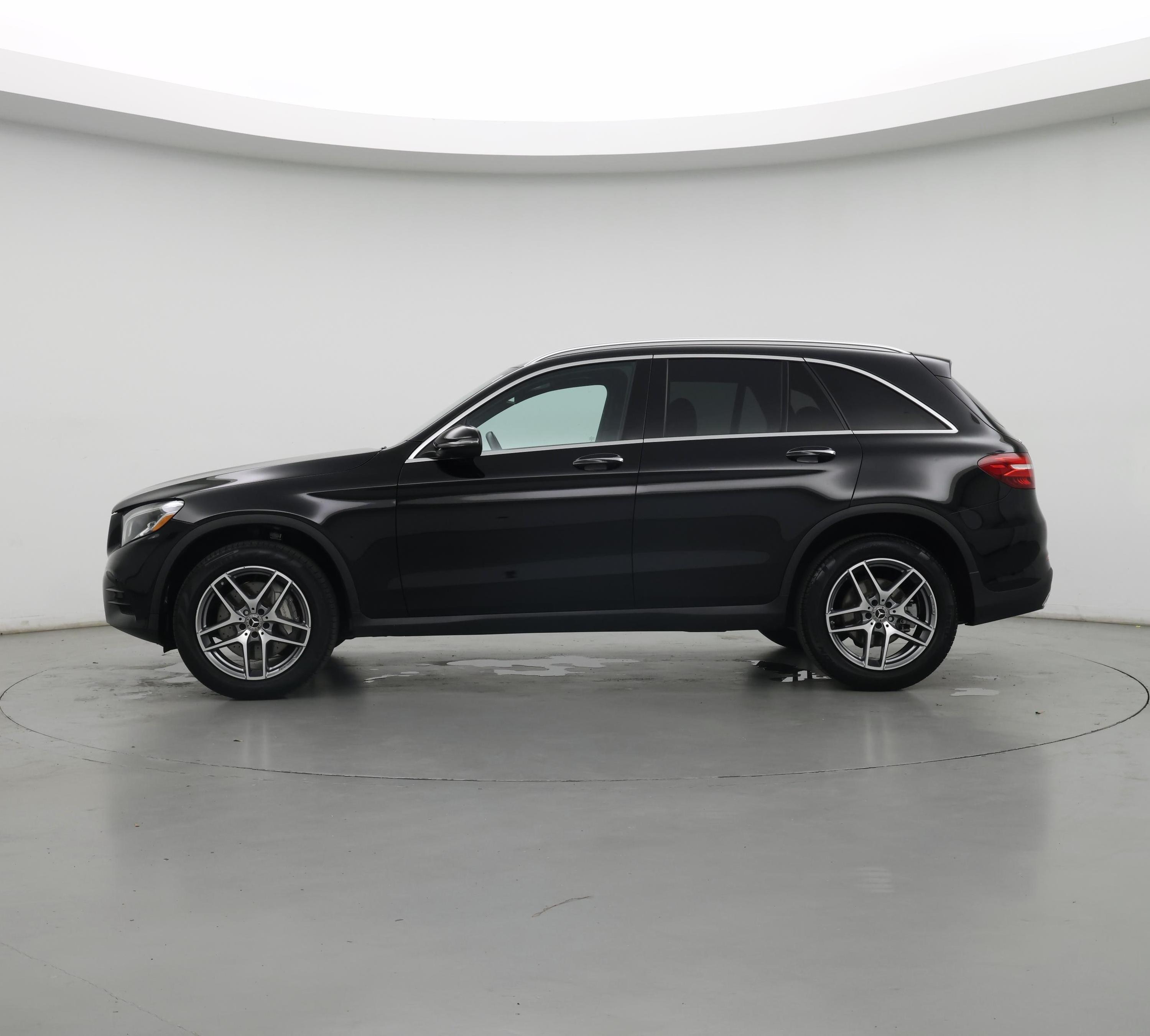 Thumbnail: 2019 Mercedes-Benz GLC - 3