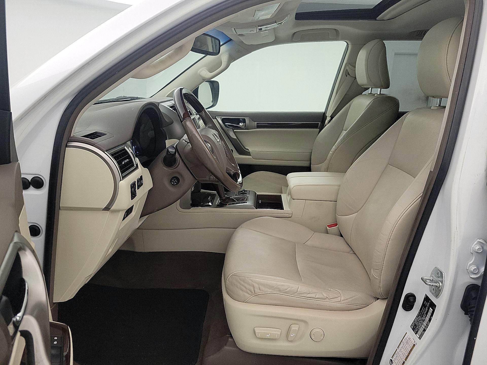 Thumbnail: 2017 Lexus GX - 11