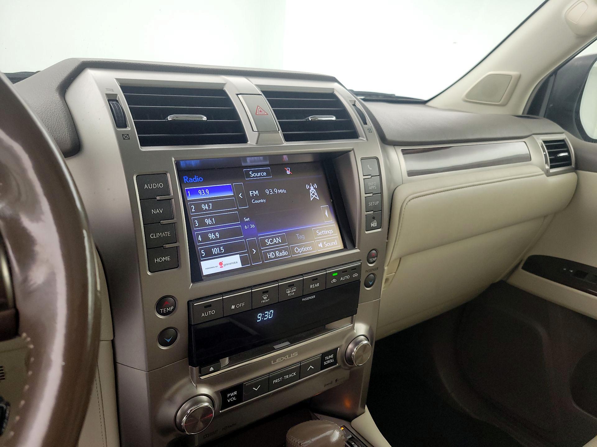 Thumbnail: 2017 Lexus GX - 16