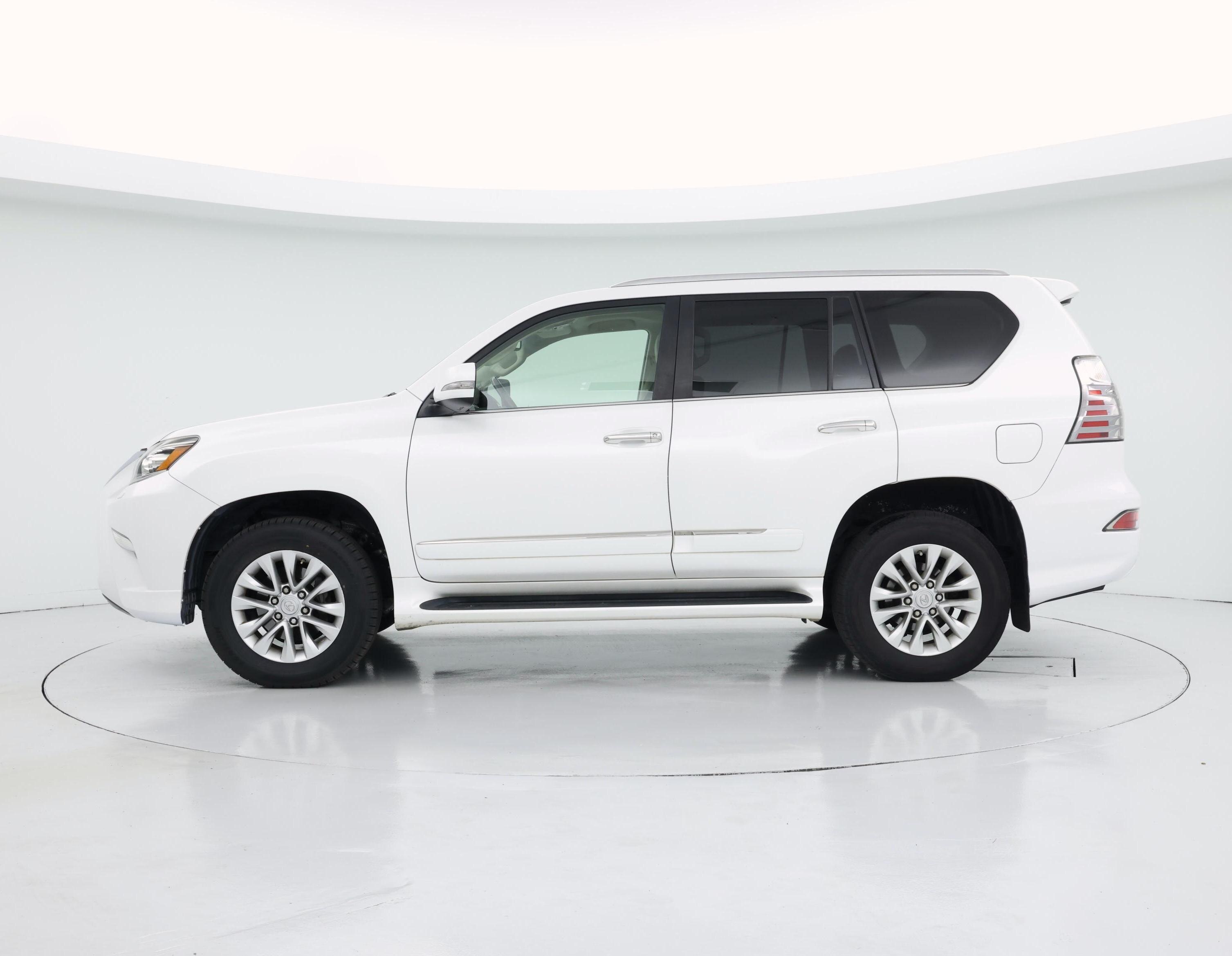 Thumbnail: 2017 Lexus GX - 3