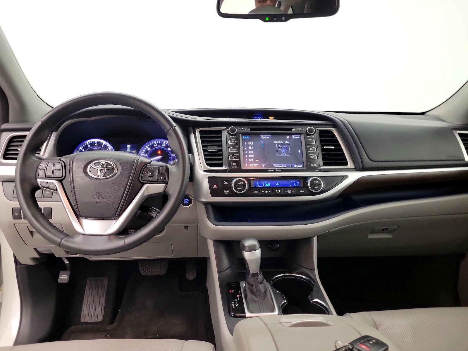 2015 Toyota Highlander Limited - Photo 10