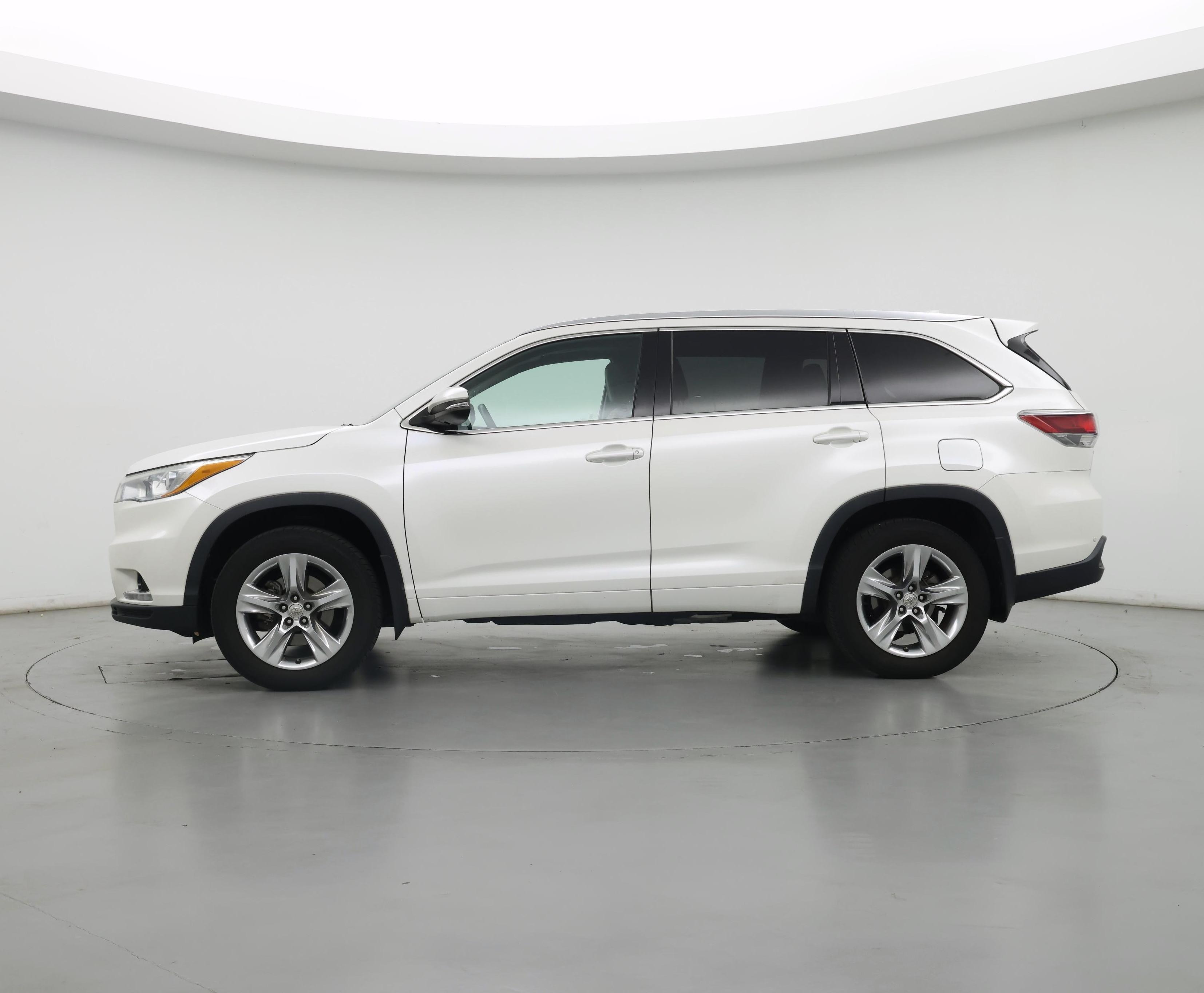Thumbnail: 2015 Toyota Highlander - 3