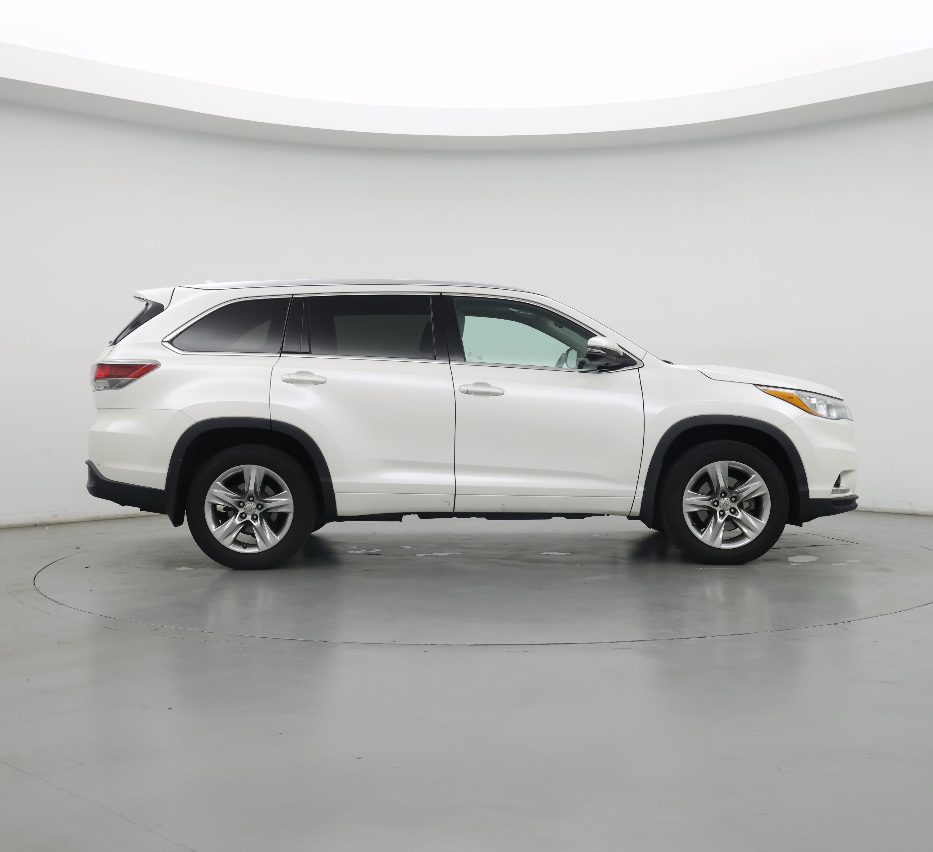 Thumbnail: 2015 Toyota Highlander - 7