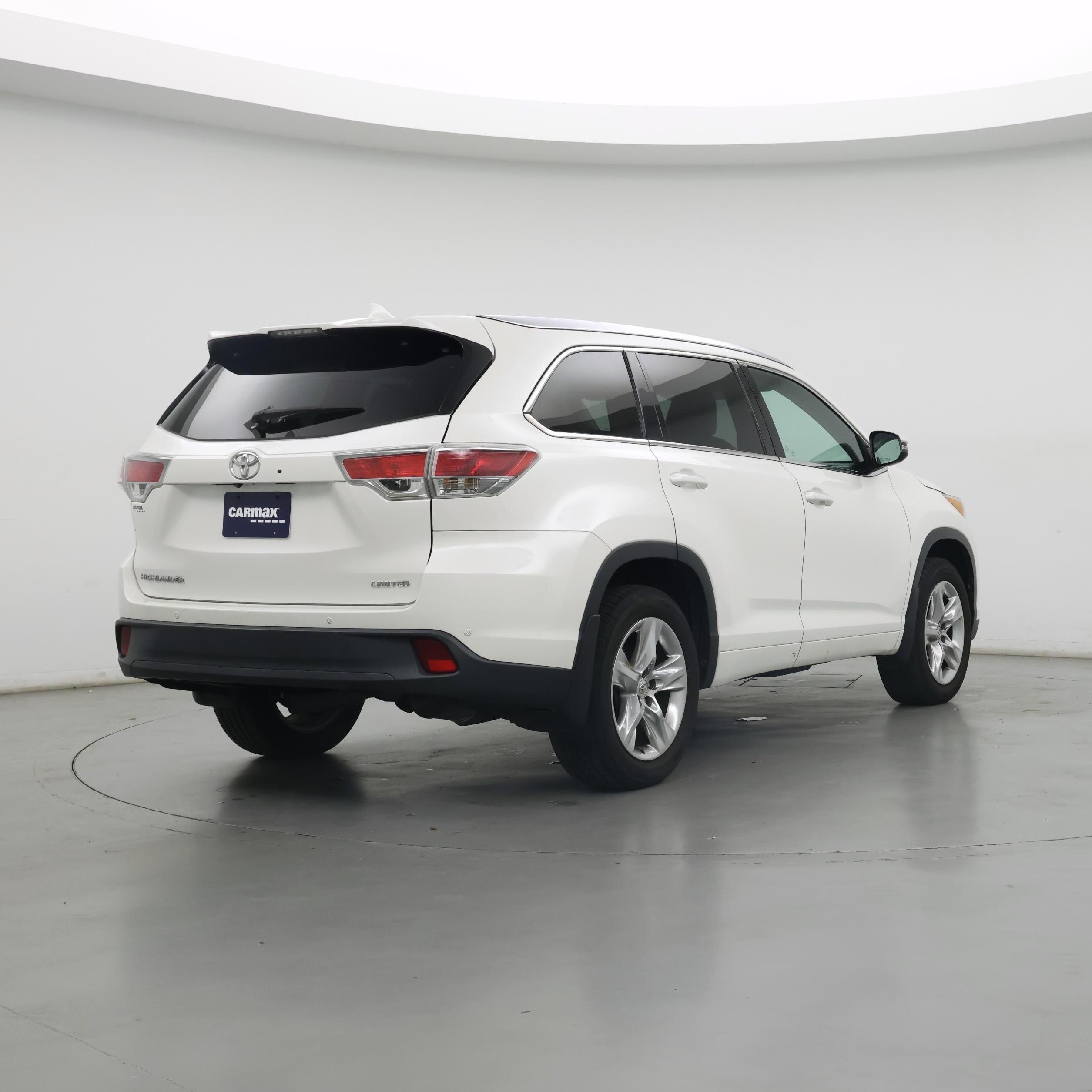 Thumbnail: 2015 Toyota Highlander - 8