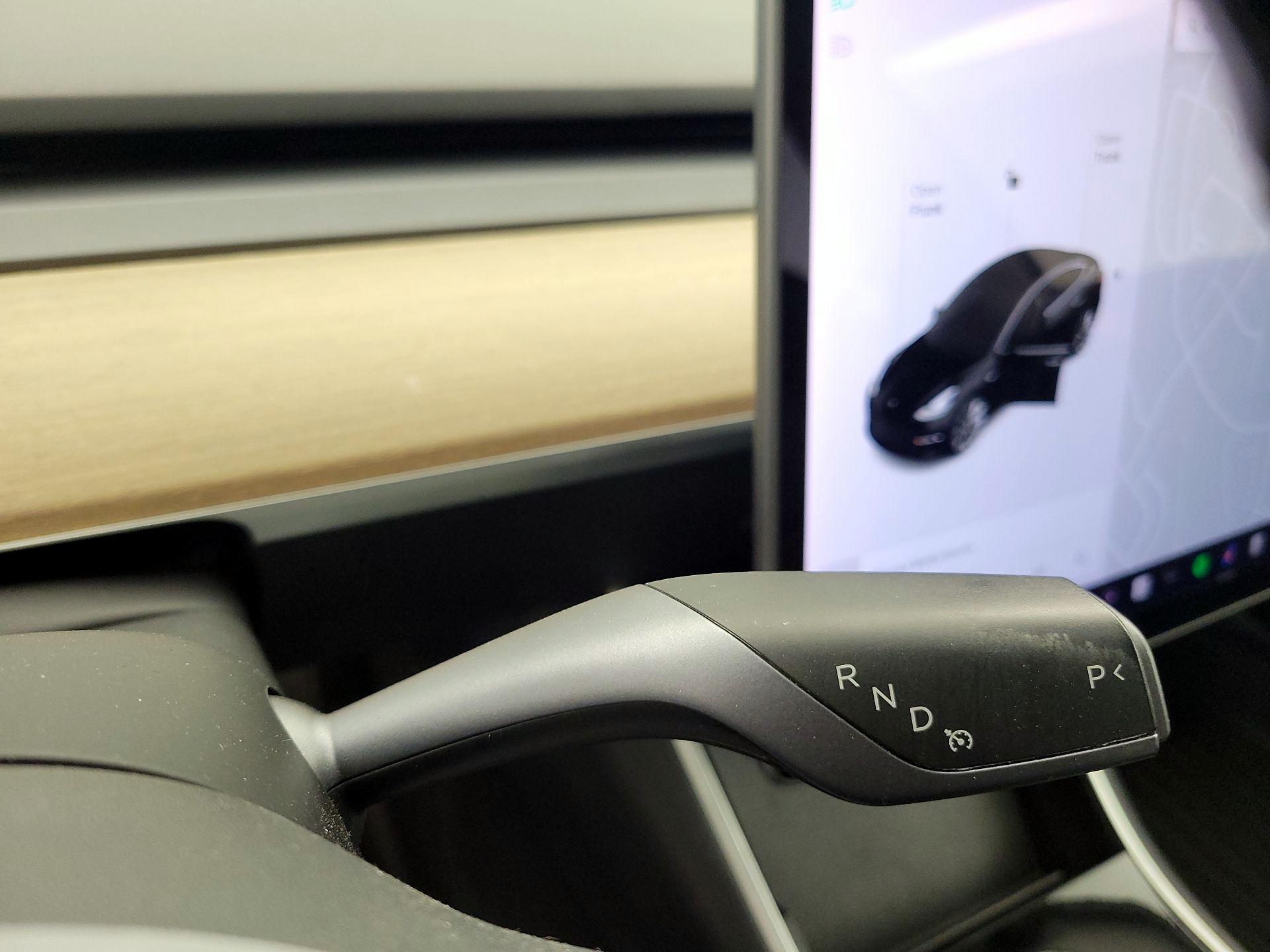 Thumbnail: 2019 Tesla Model 3 - 17