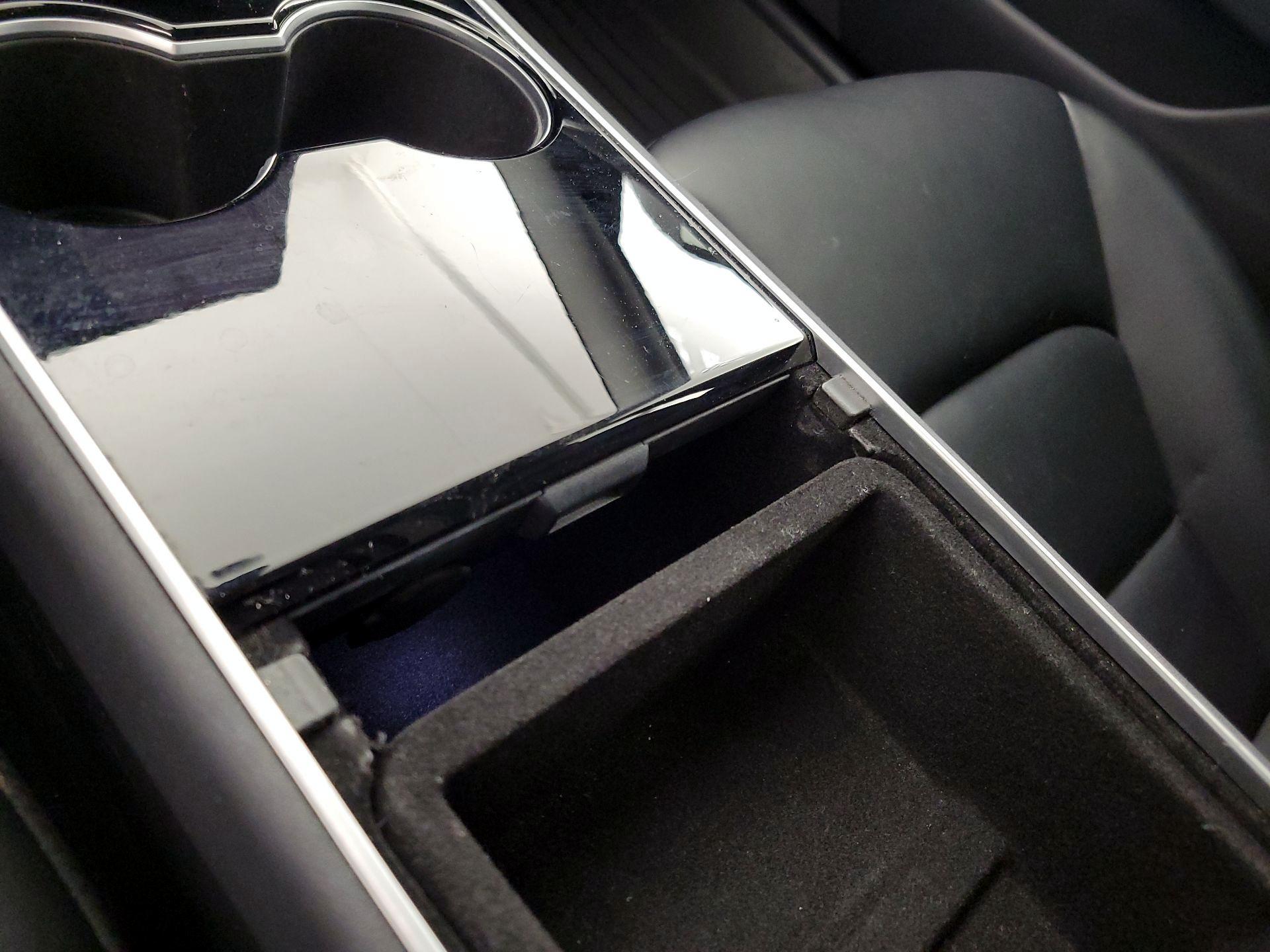 Thumbnail: 2019 Tesla Model 3 - 18