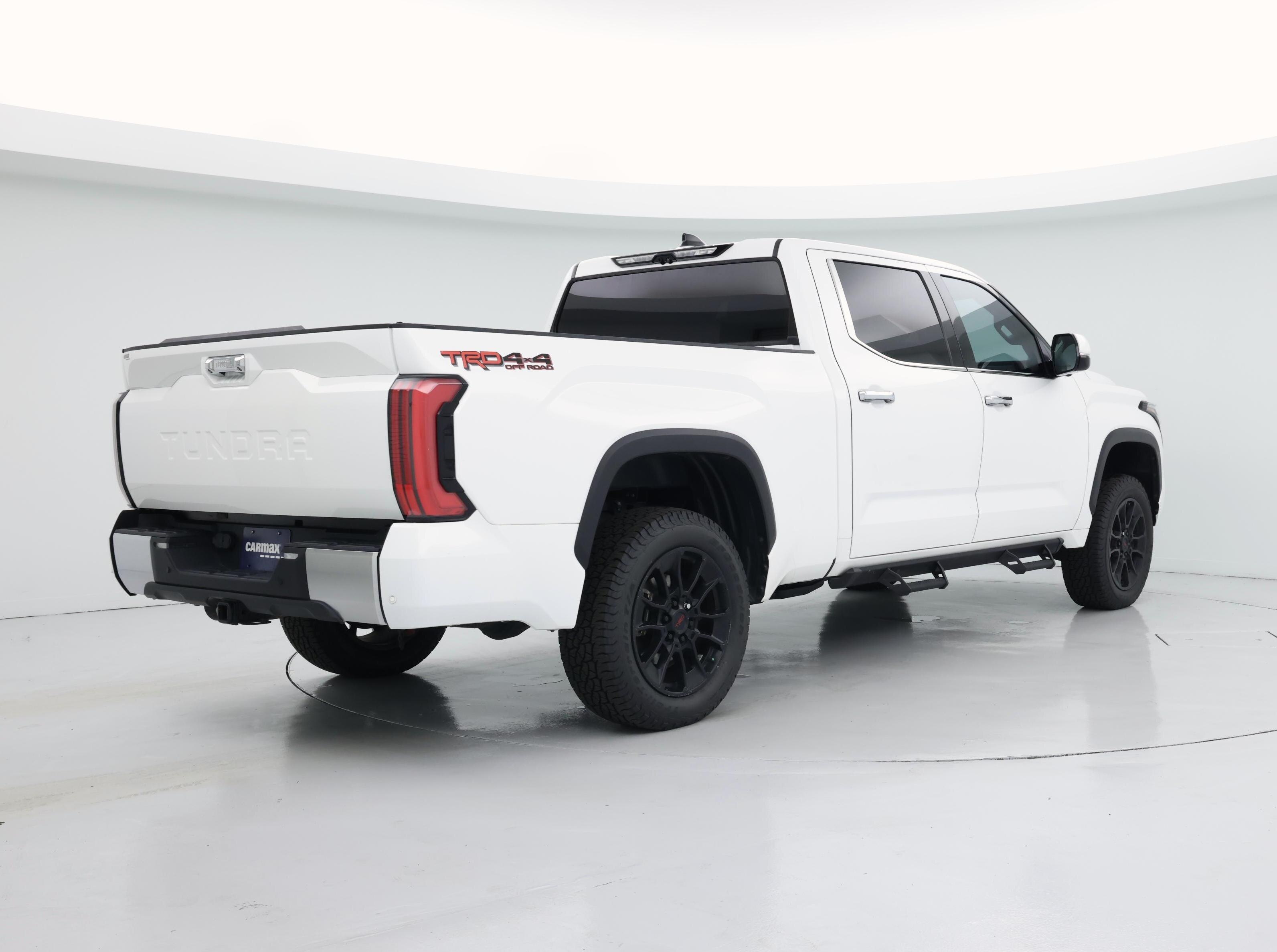 Thumbnail: 2022 Toyota Tundra - 8