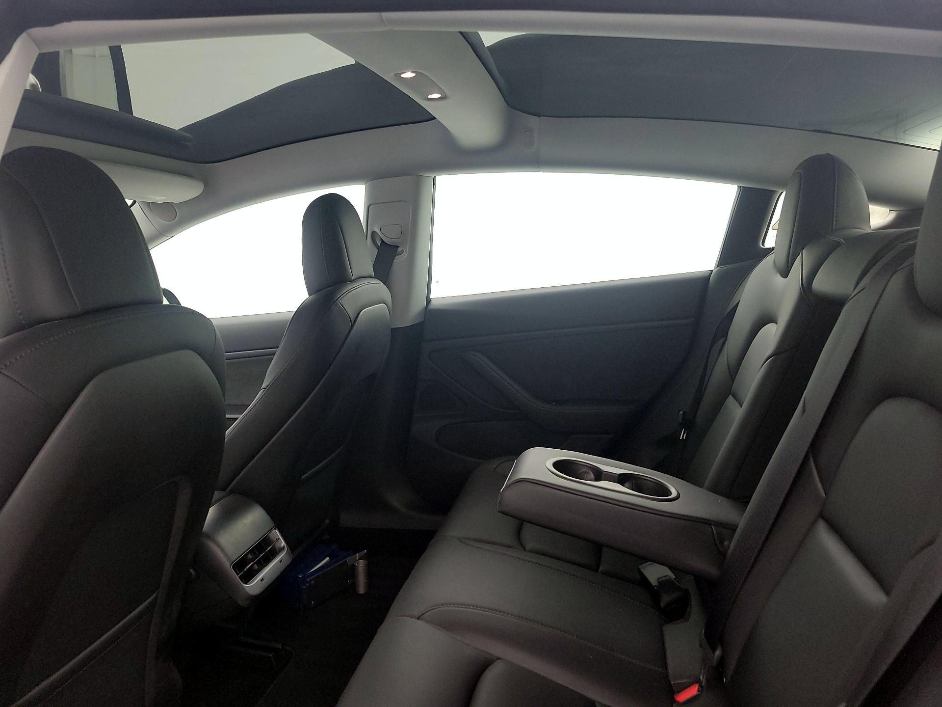 Thumbnail: 2019 Tesla Model 3 - 19