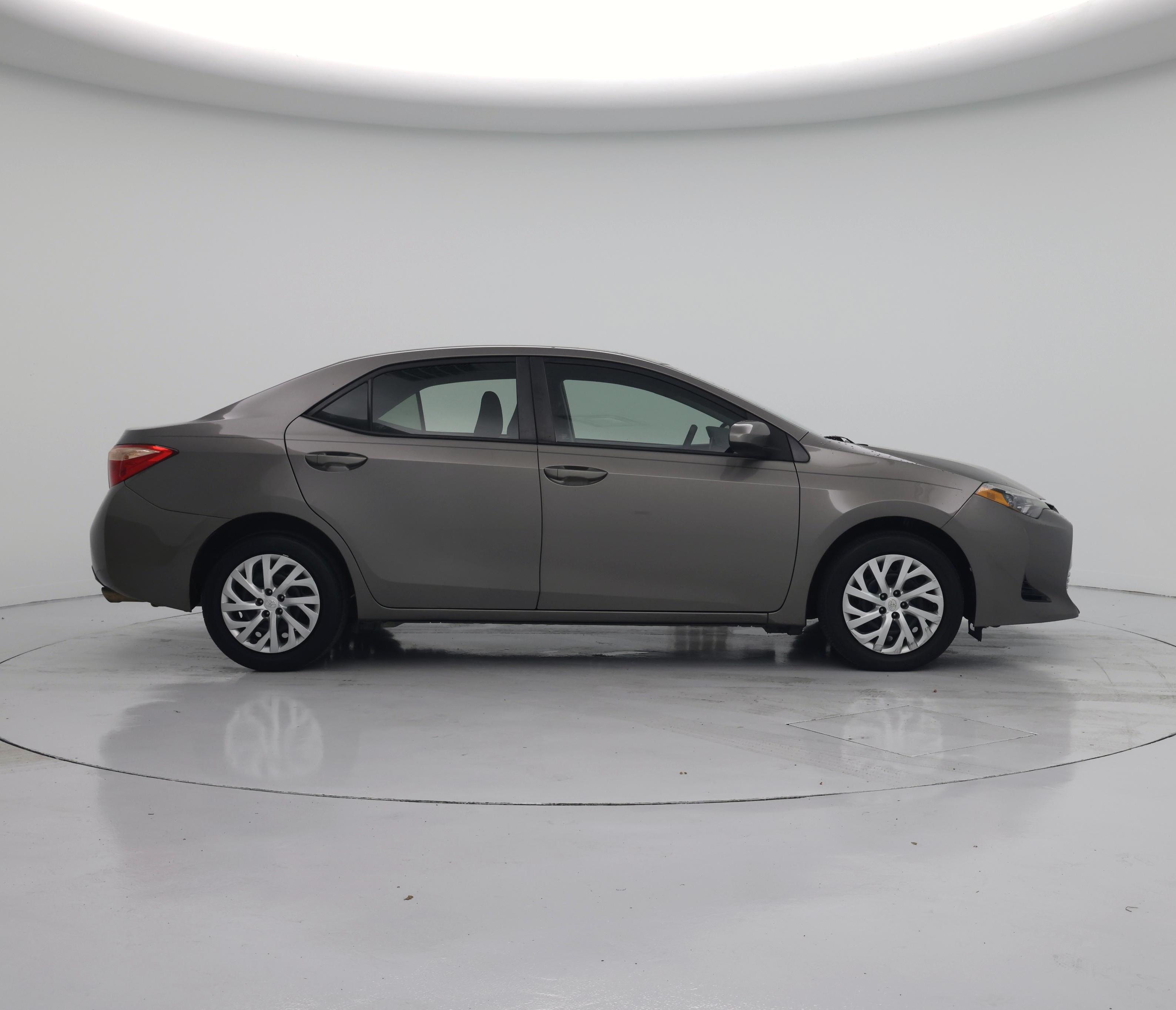 Thumbnail: 2018 Toyota Corolla - 7