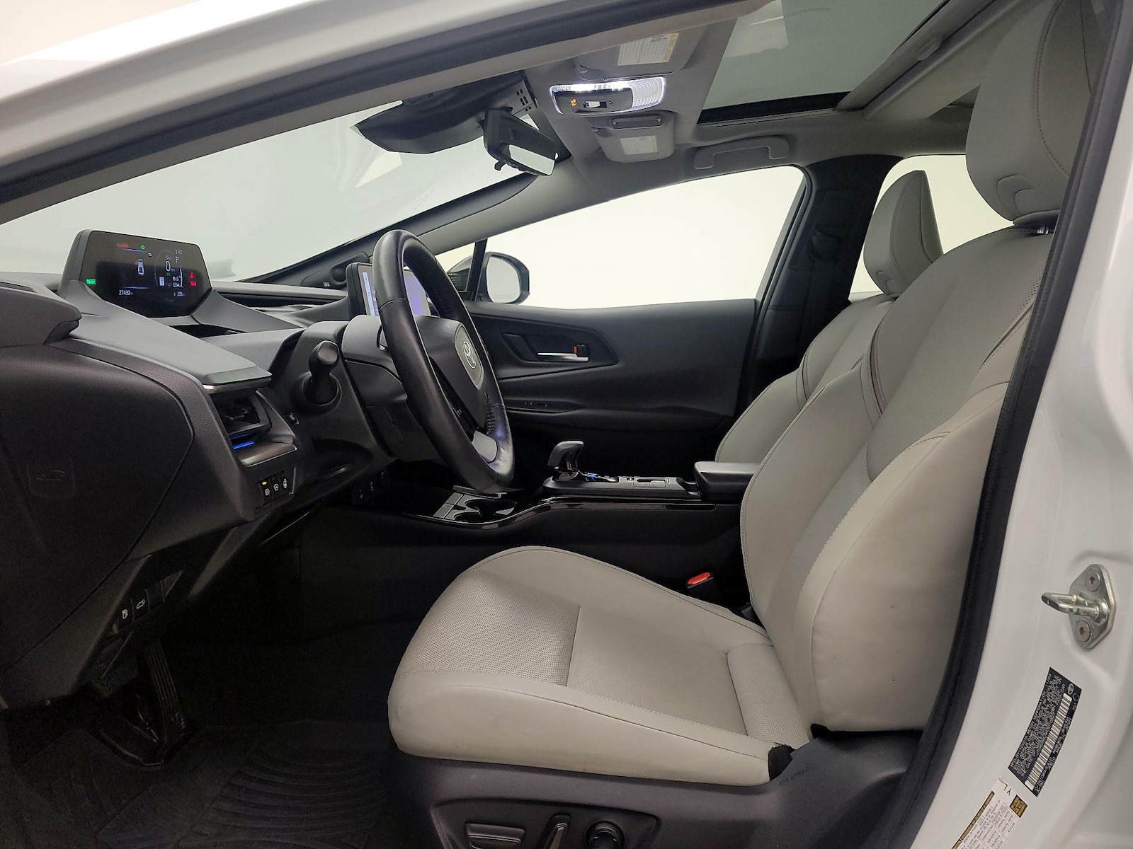 2024 Toyota Prius Limited - Photo 21