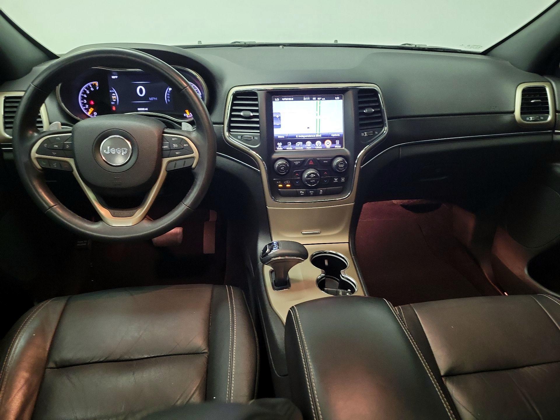Thumbnail: 2015 Jeep Grand Cherokee - 9