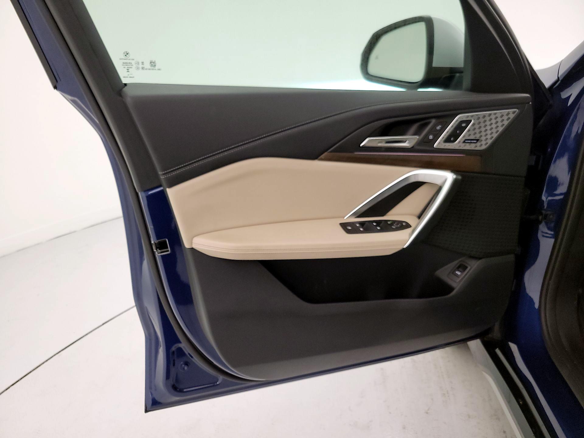 Thumbnail: 2024 BMW X1 - 12
