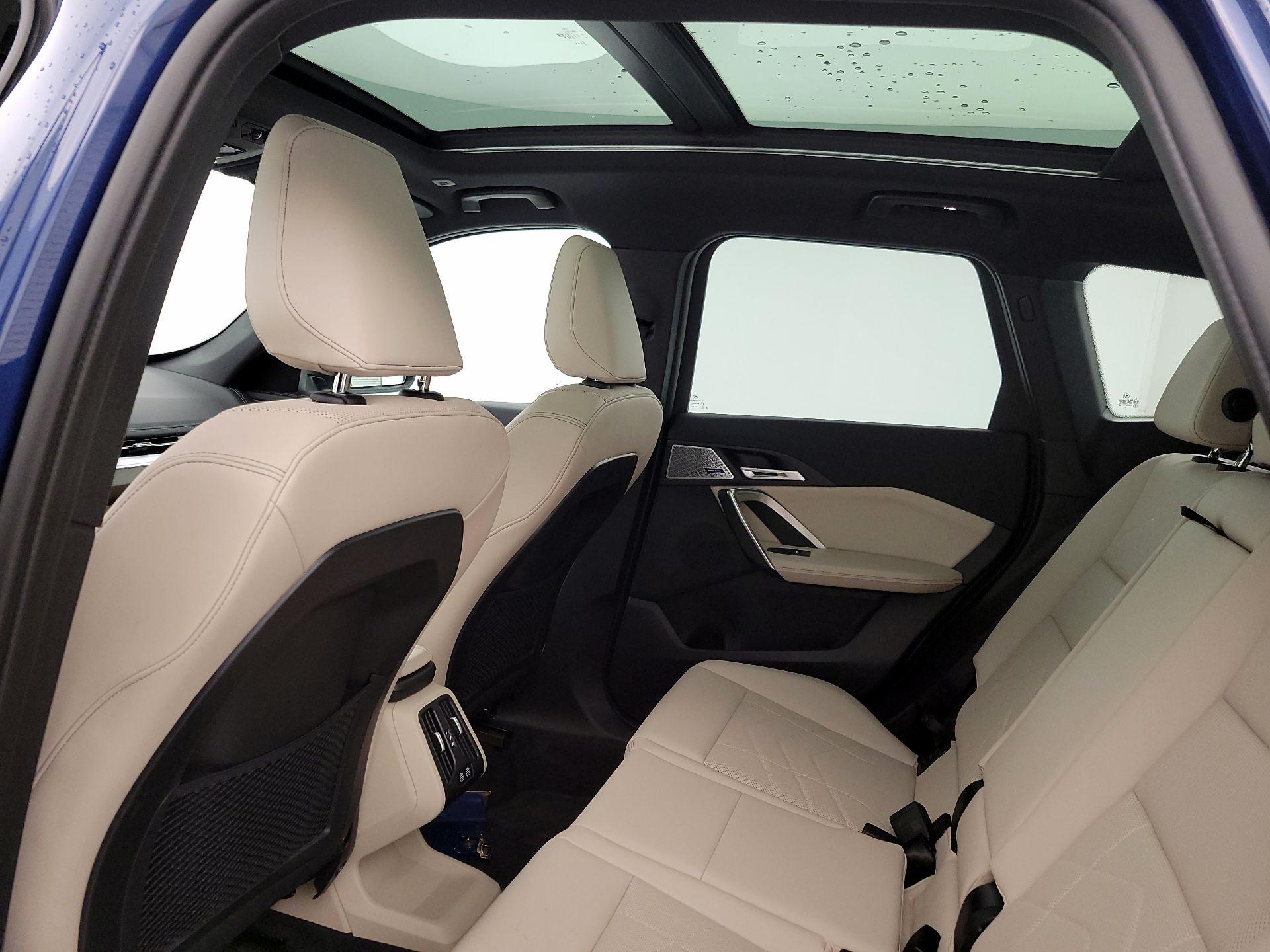 Thumbnail: 2024 BMW X1 - 19