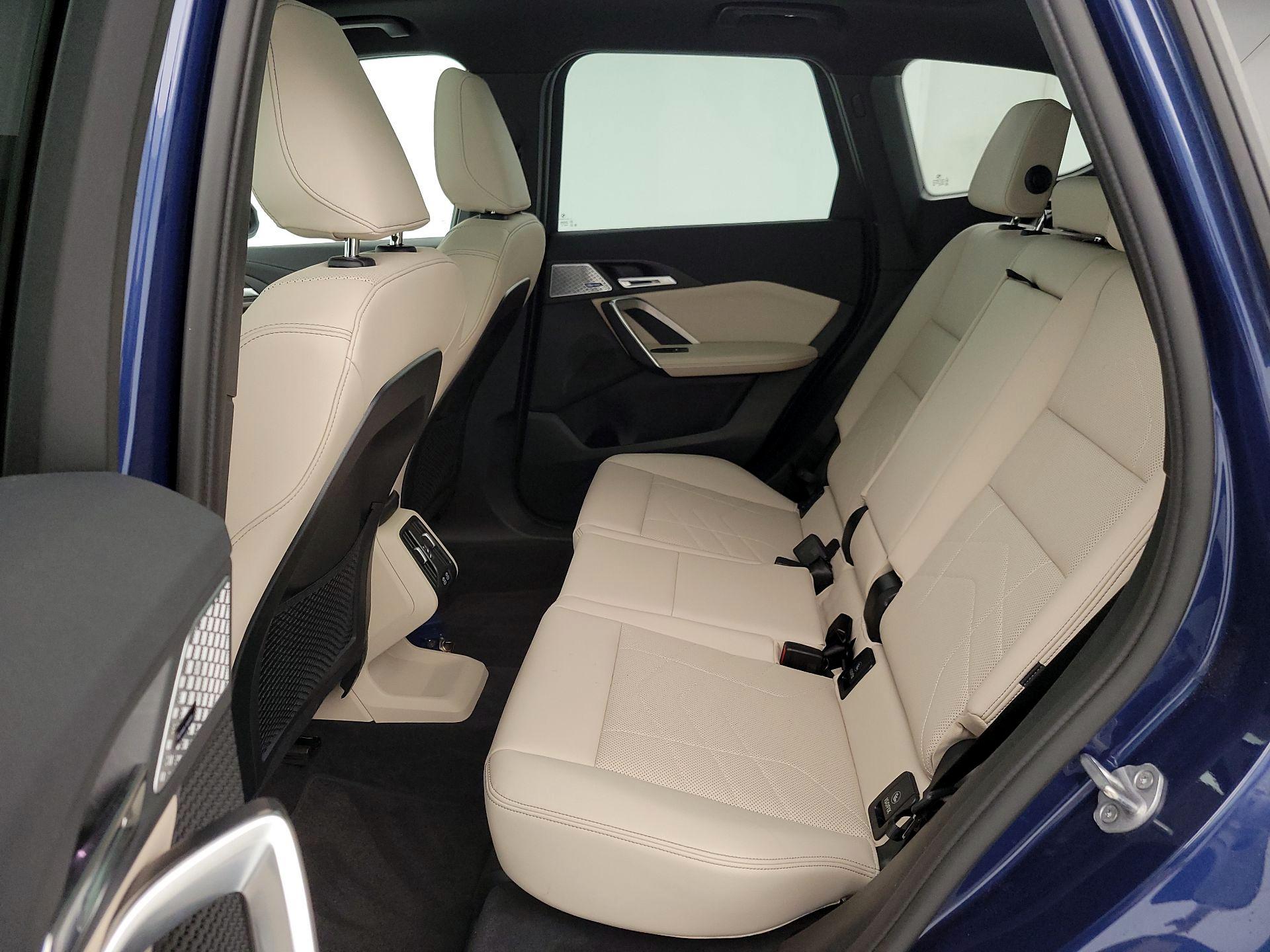 Thumbnail: 2024 BMW X1 - 20