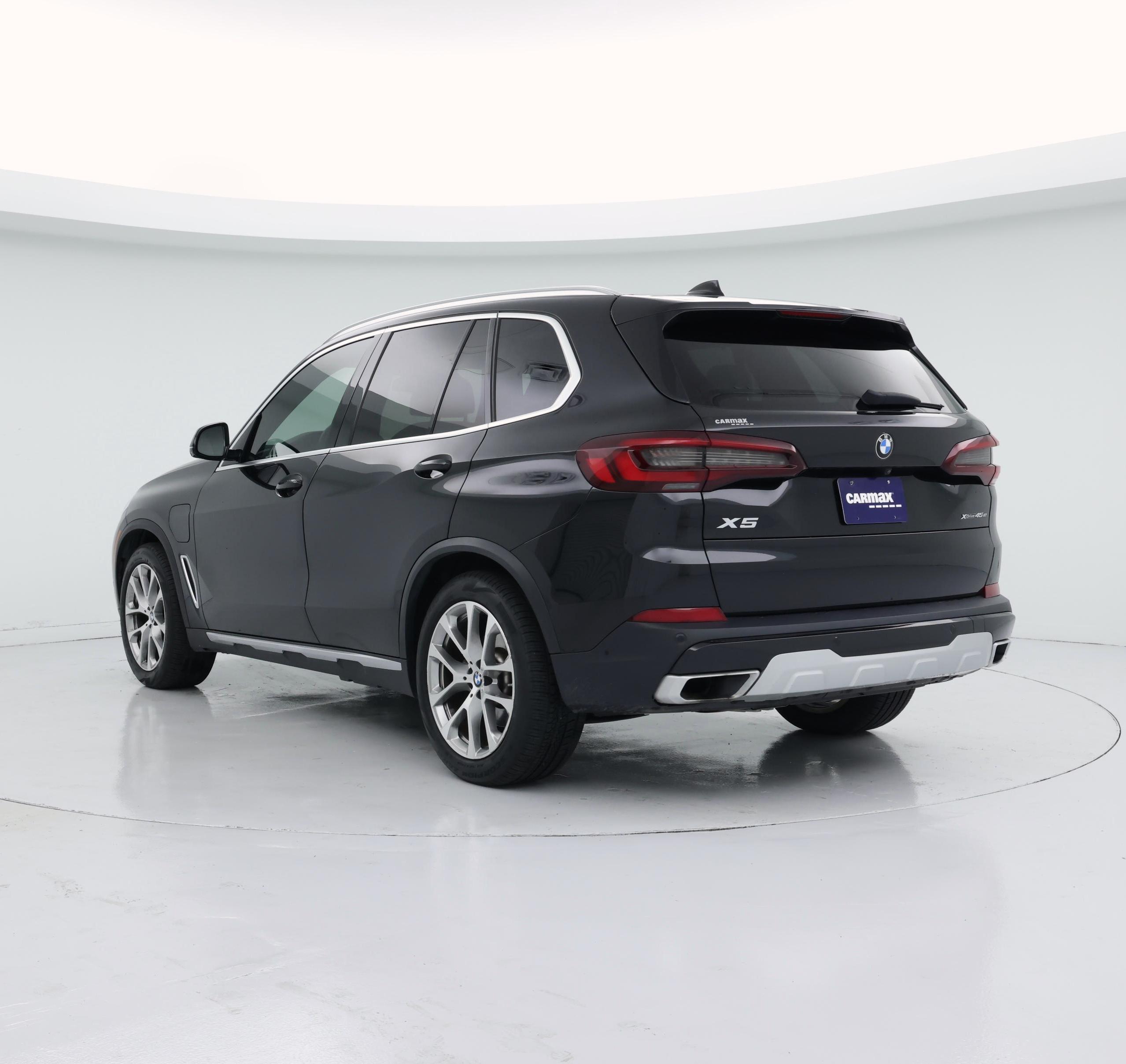 Thumbnail: 2021 BMW X5 - 2