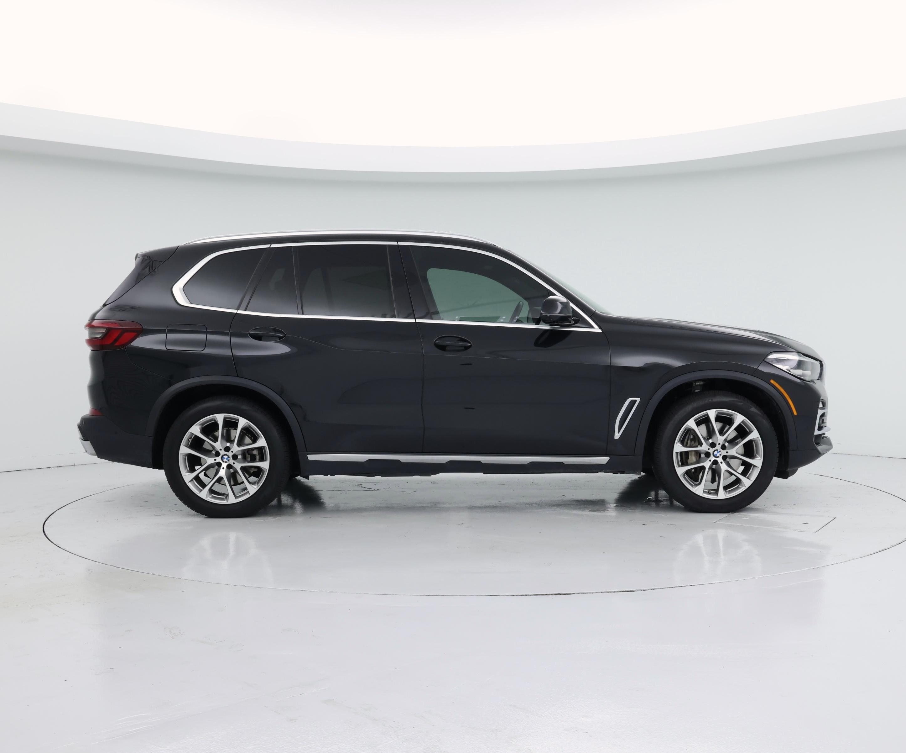 Thumbnail: 2021 BMW X5 - 7