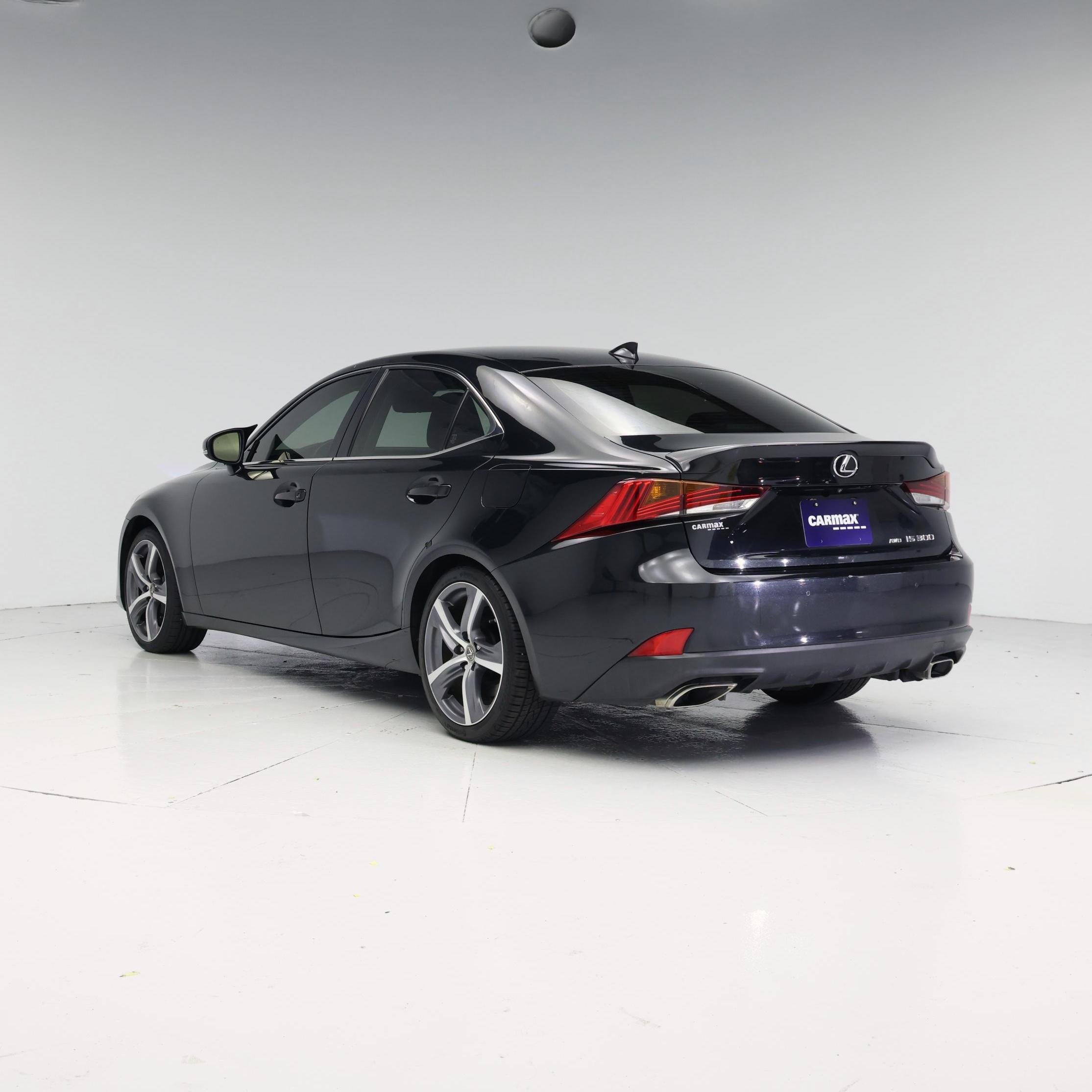 Thumbnail: 2020 Lexus IS - 2