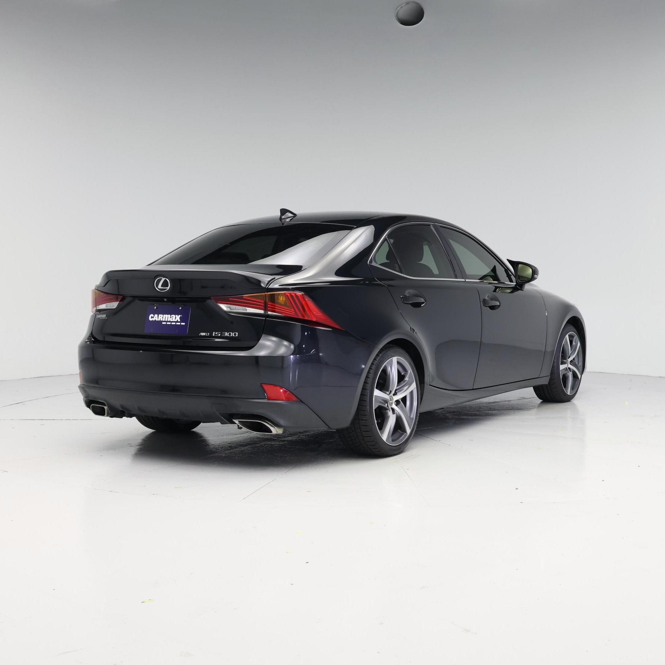 Thumbnail: 2020 Lexus IS - 8