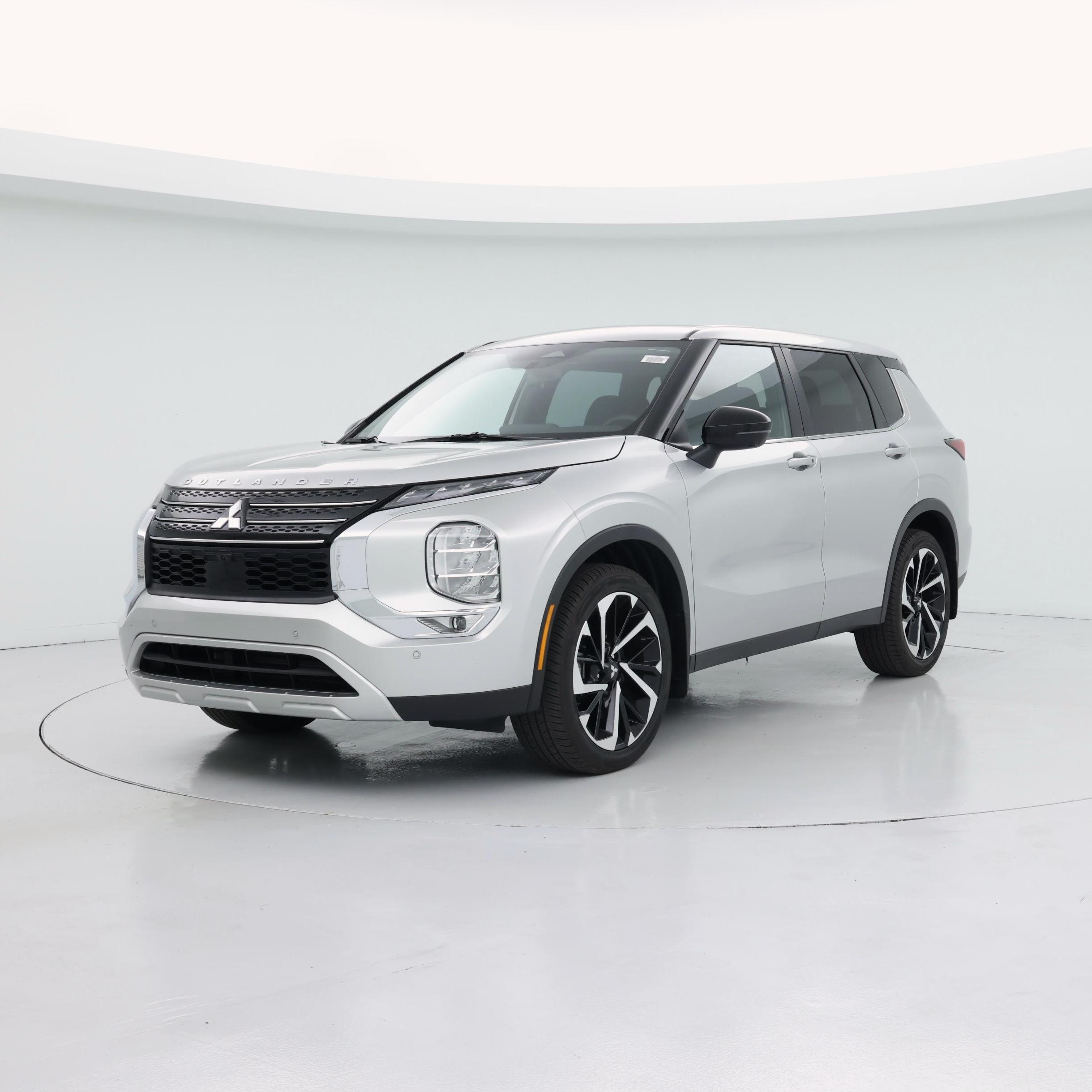 Thumbnail: 2023 Mitsubishi Outlander - 4