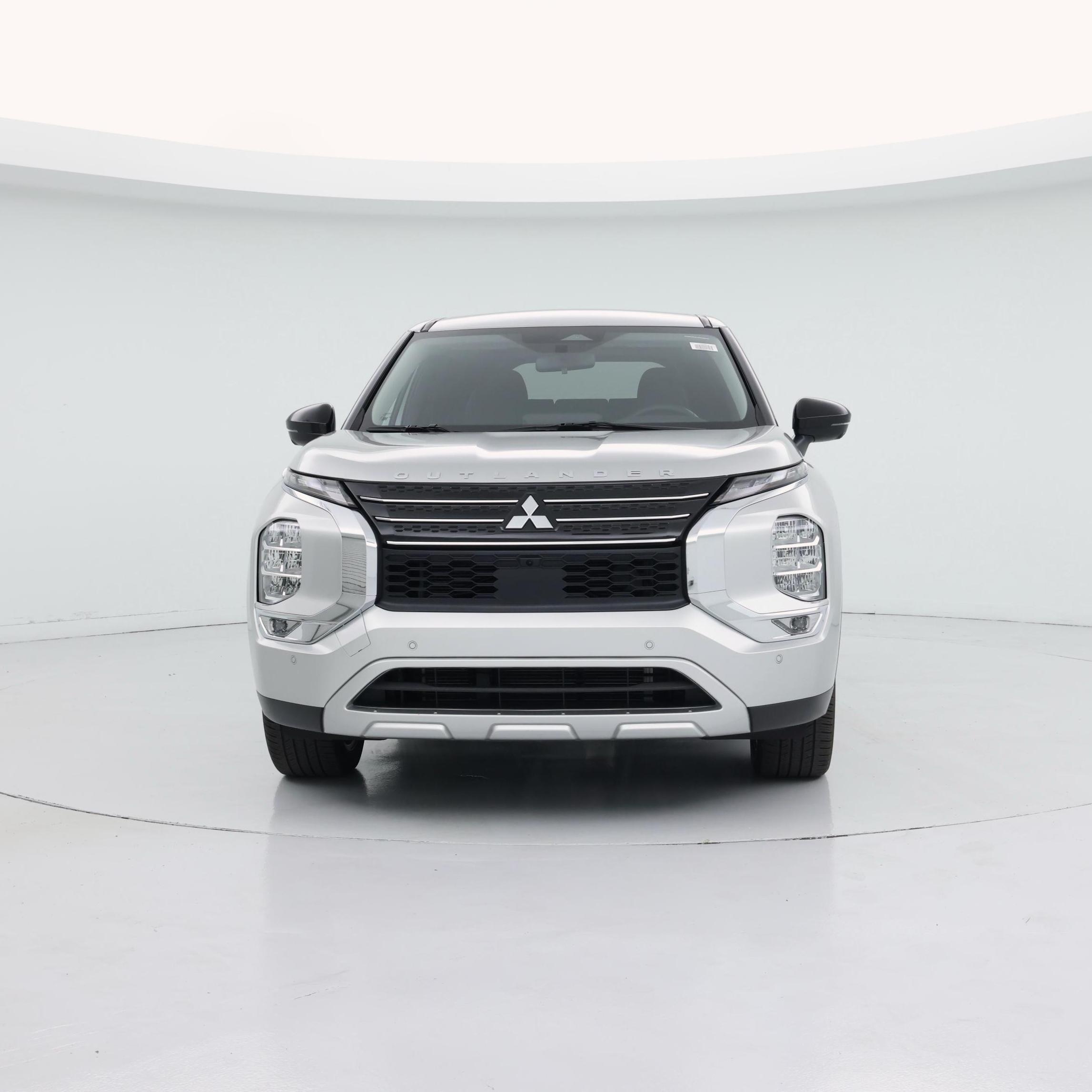 Thumbnail: 2023 Mitsubishi Outlander - 5