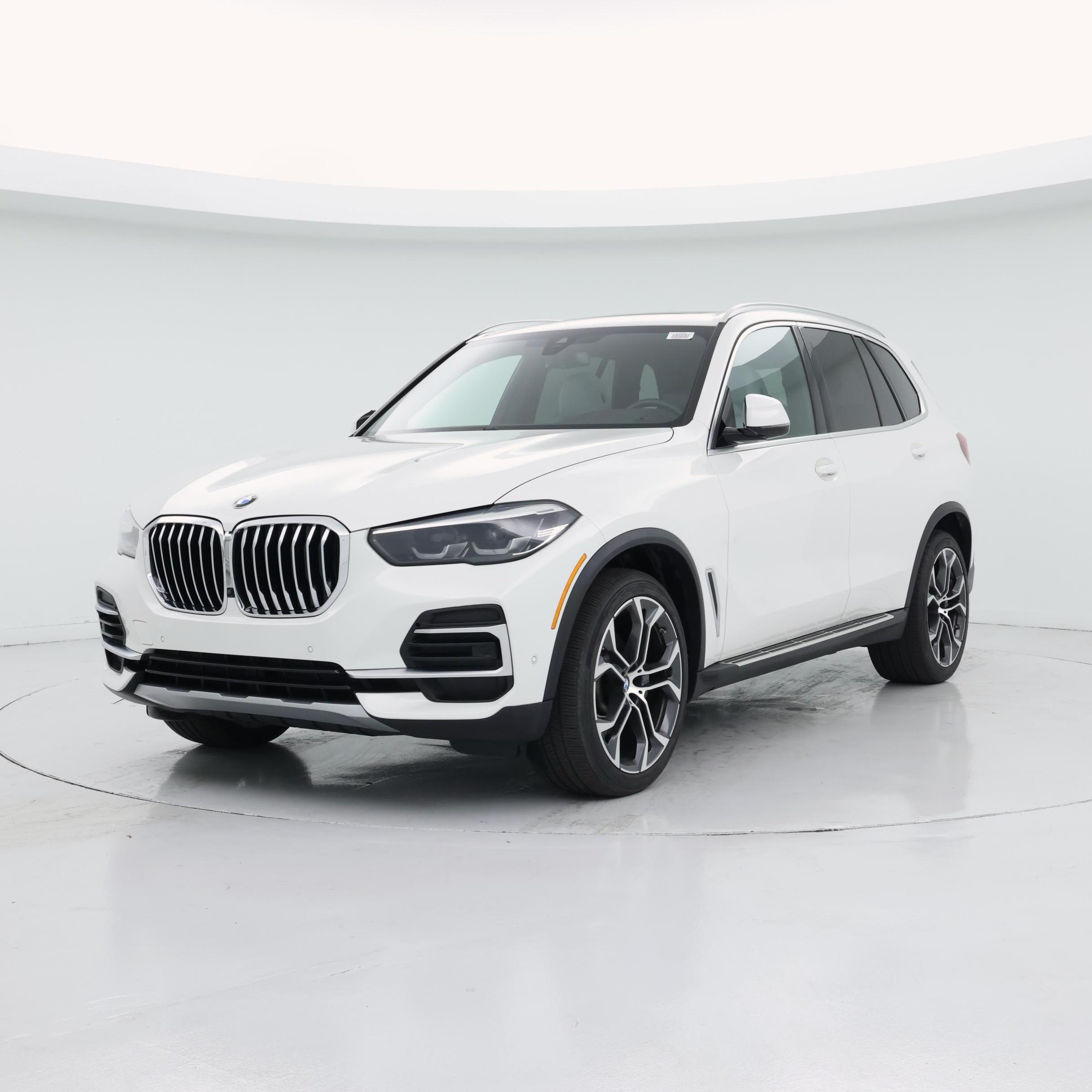 Thumbnail: 2023 BMW X5 - 4