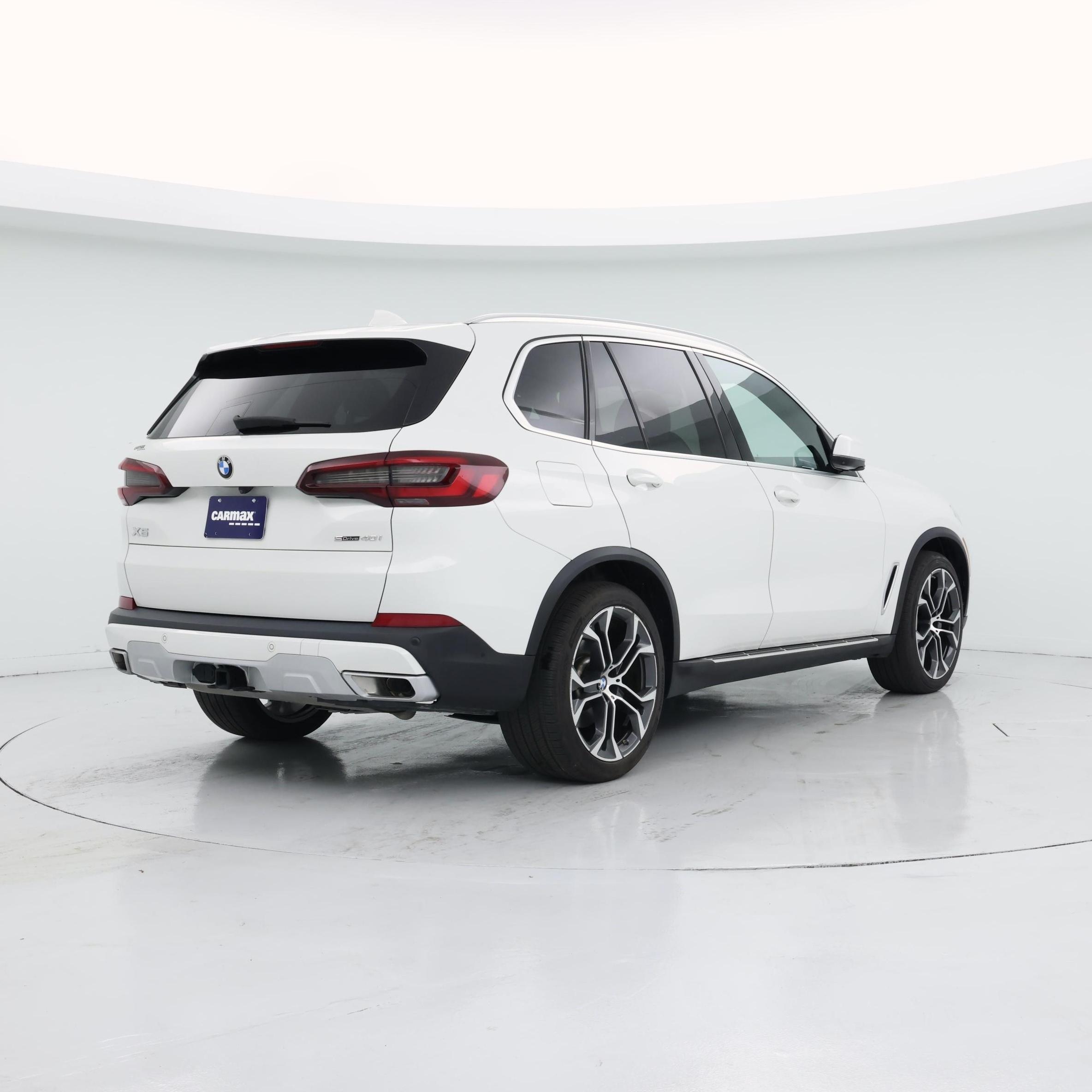 Thumbnail: 2023 BMW X5 - 8