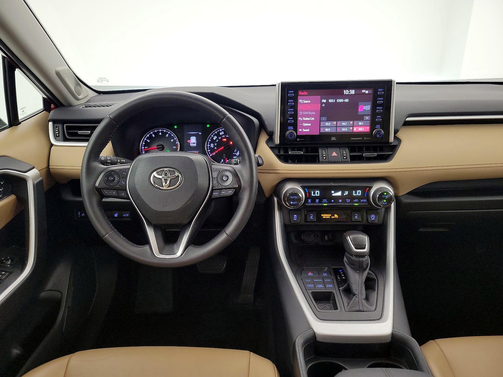 2020 Toyota RAV4 XLE Premium - Photo 11