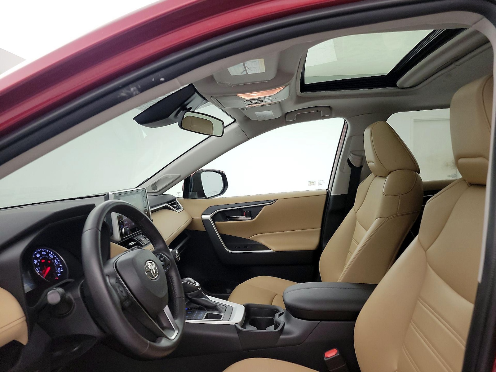2020 Toyota RAV4 XLE Premium - Photo 20