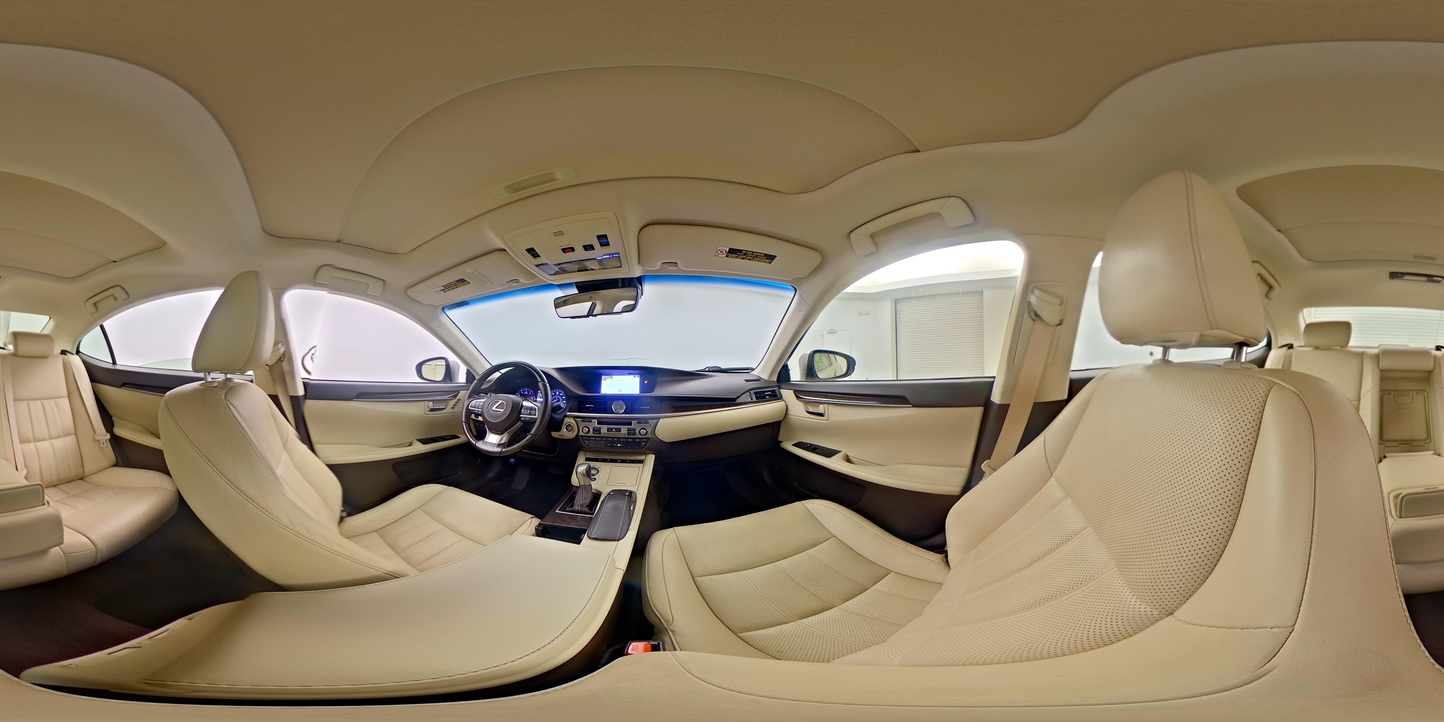 2016 Lexus ES 350 - Photo 22