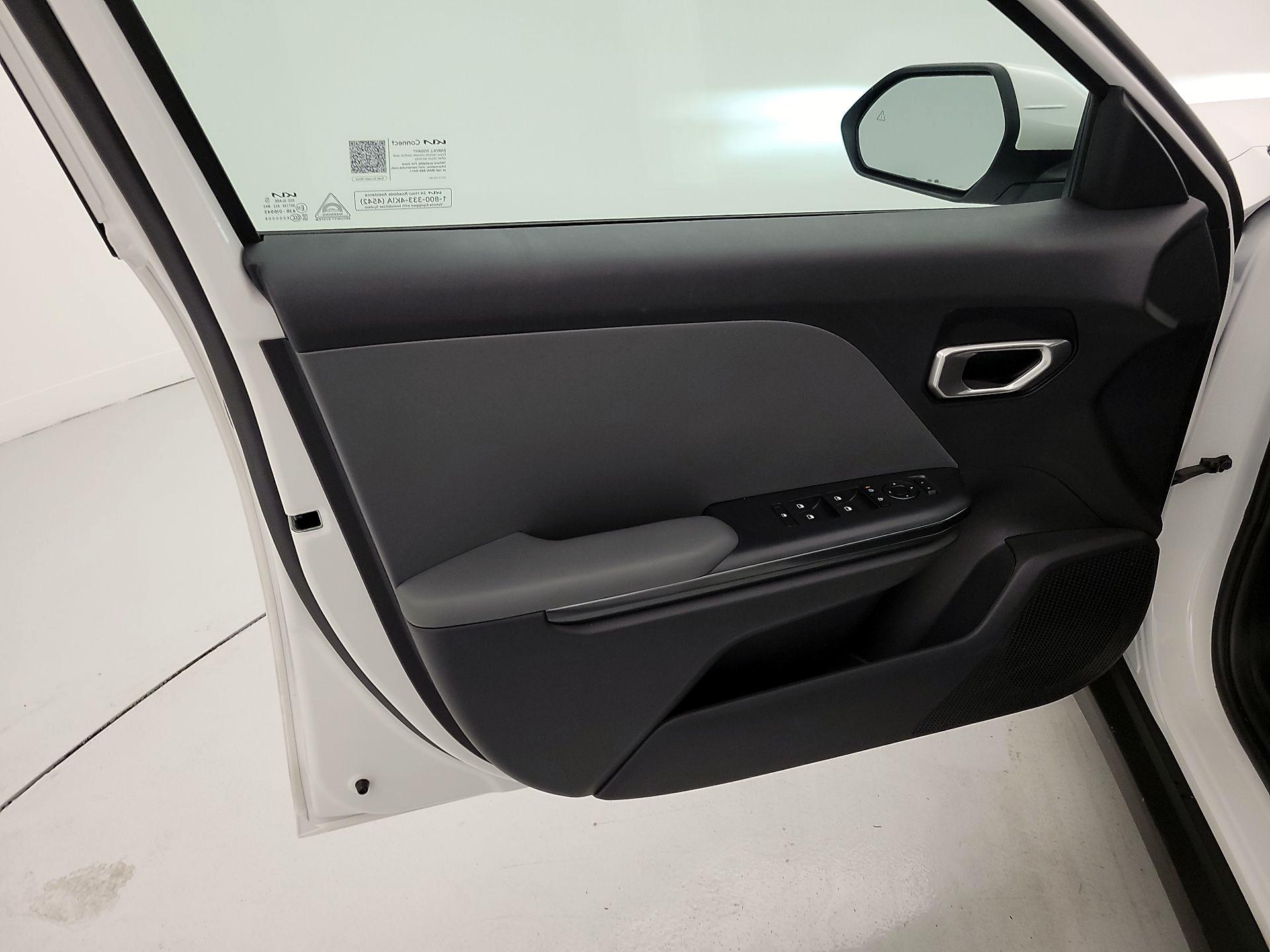 Thumbnail: 2025 Kia K4 - 12