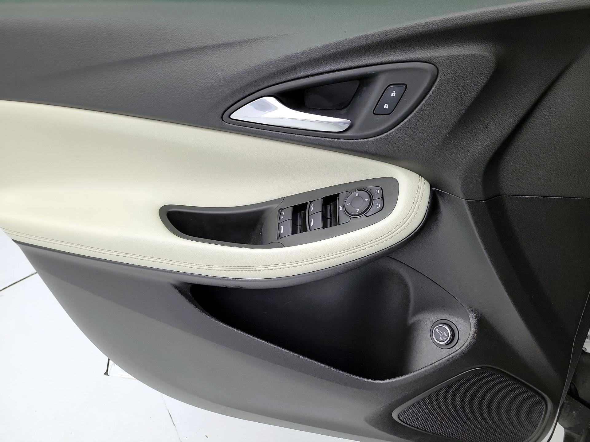 Thumbnail: 2021 Buick Encore GX - 12