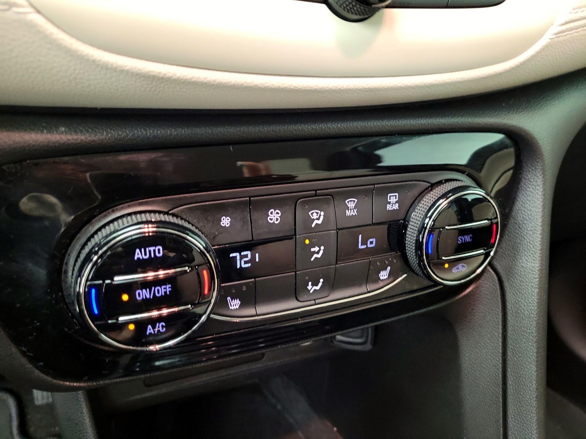 Thumbnail: 2021 Buick Encore GX - 16
