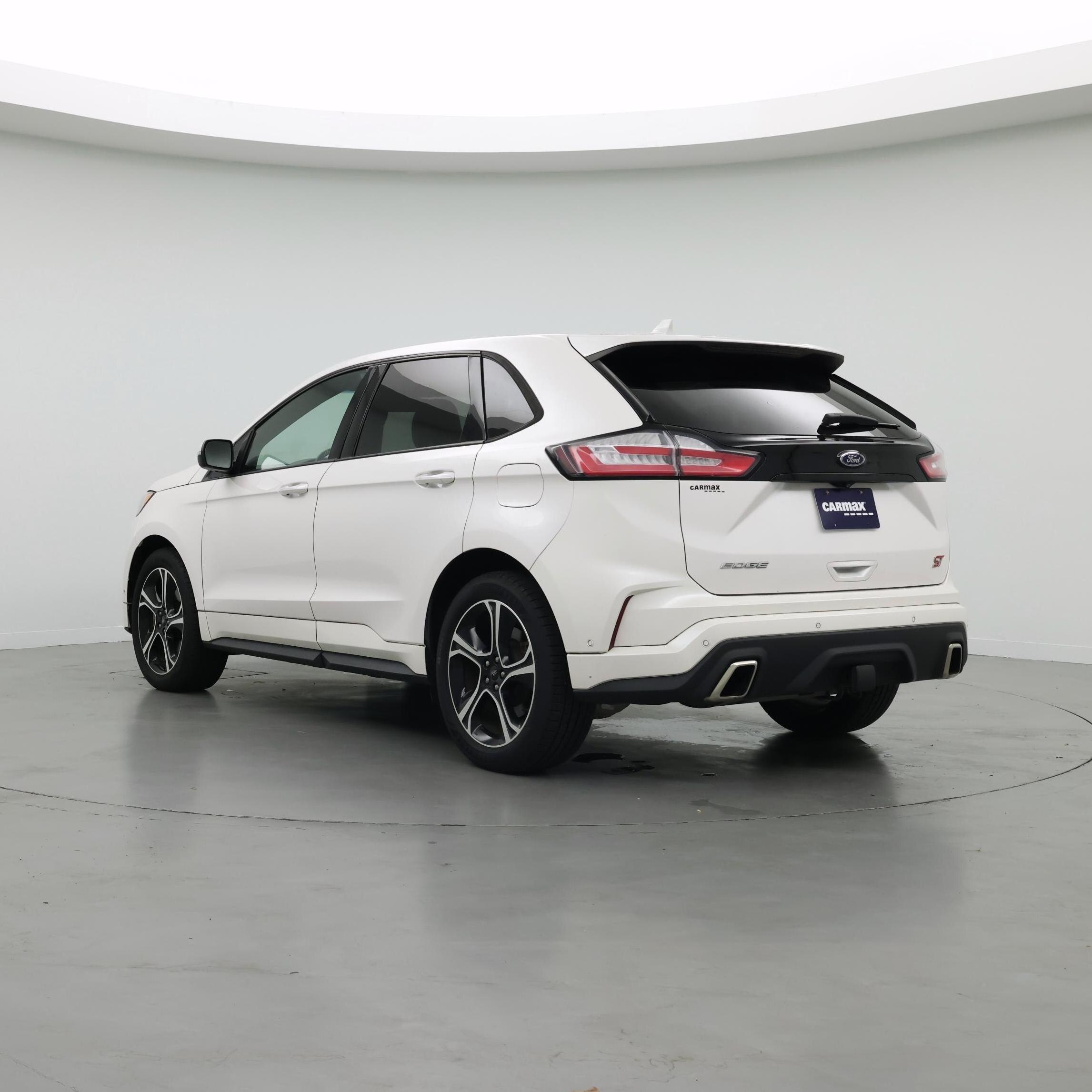 Thumbnail: 2019 Ford Edge - 2