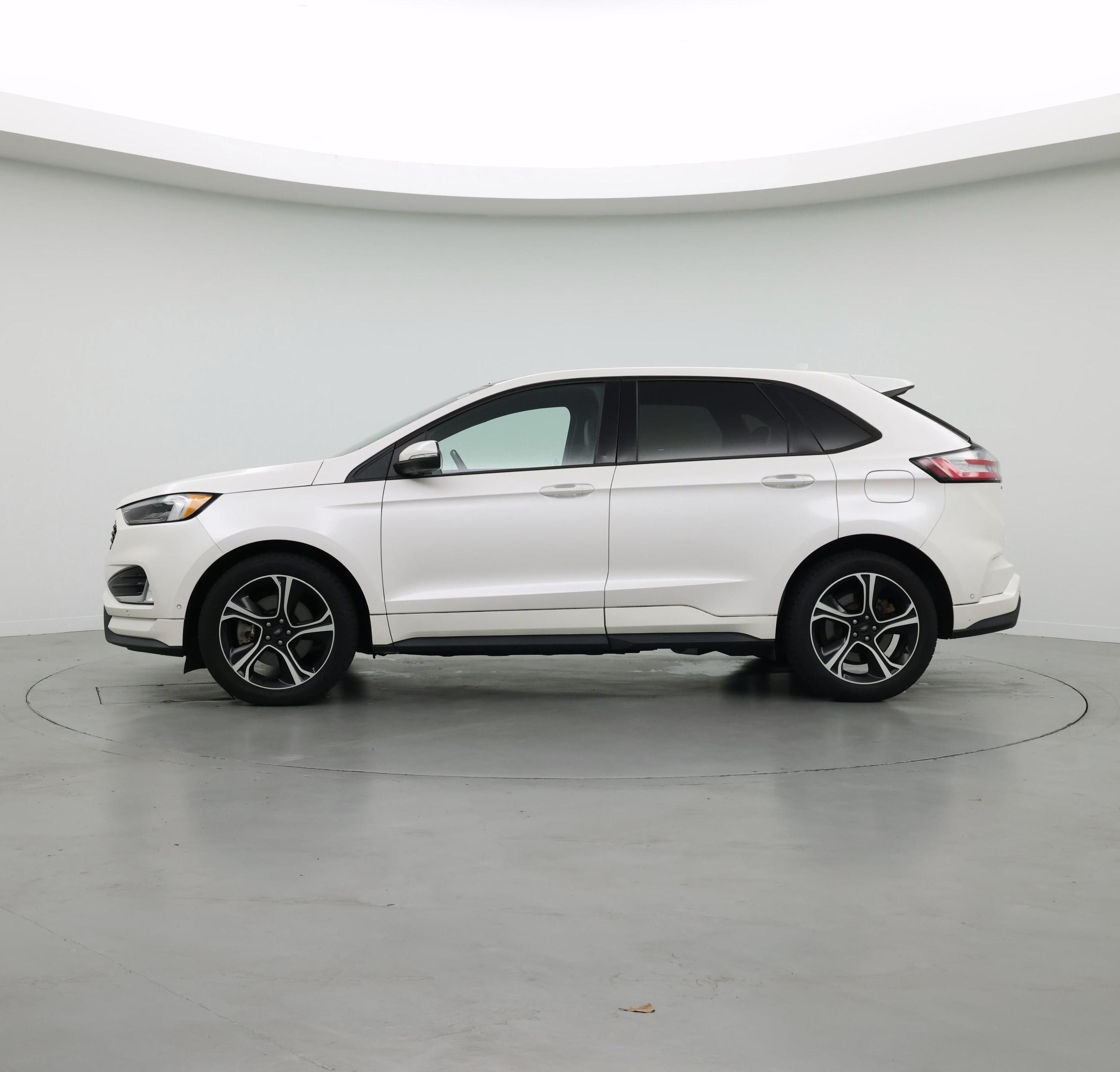 Thumbnail: 2019 Ford Edge - 3