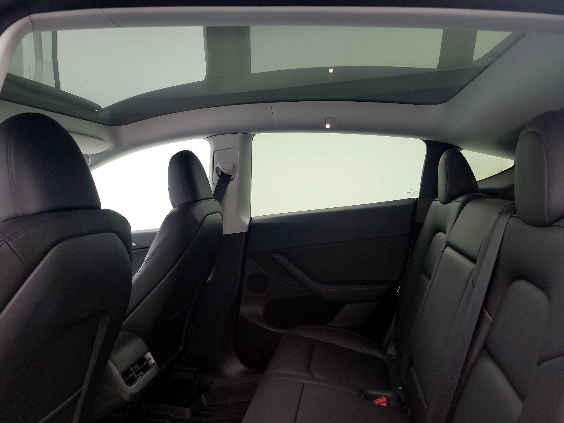Thumbnail: 2023 Tesla Model Y - 19