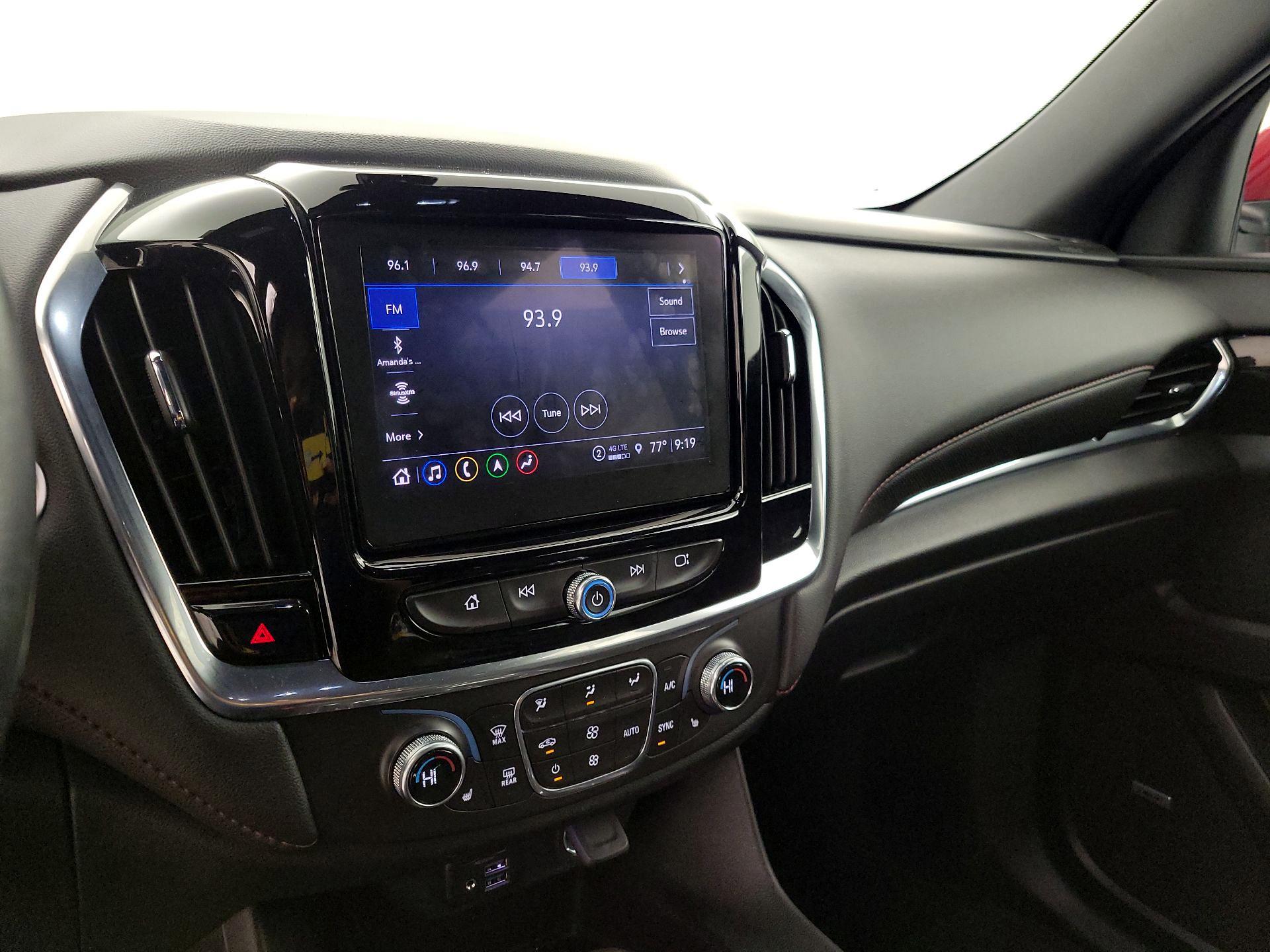Thumbnail: 2022 Chevrolet Traverse - 16