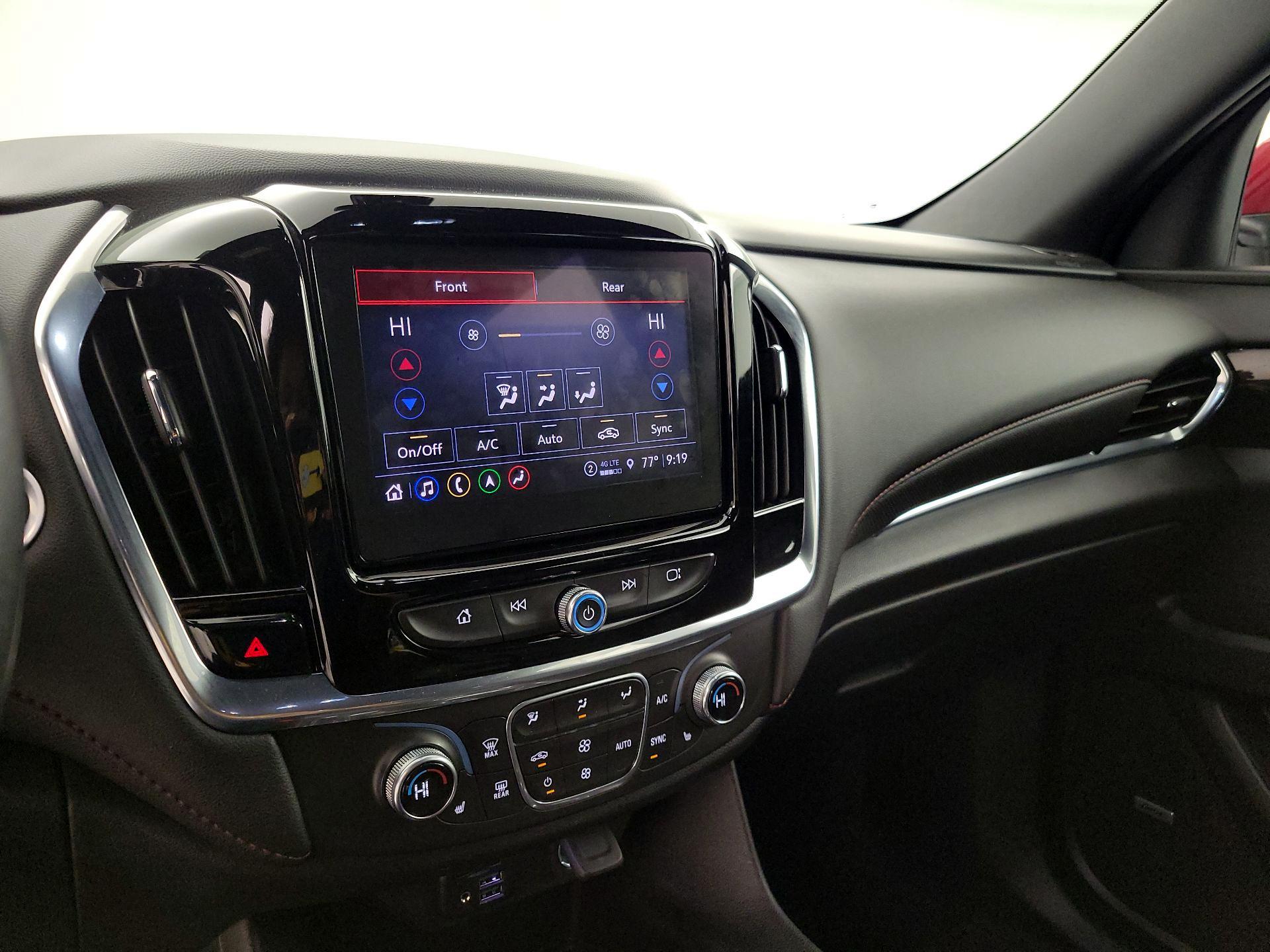 Thumbnail: 2022 Chevrolet Traverse - 17