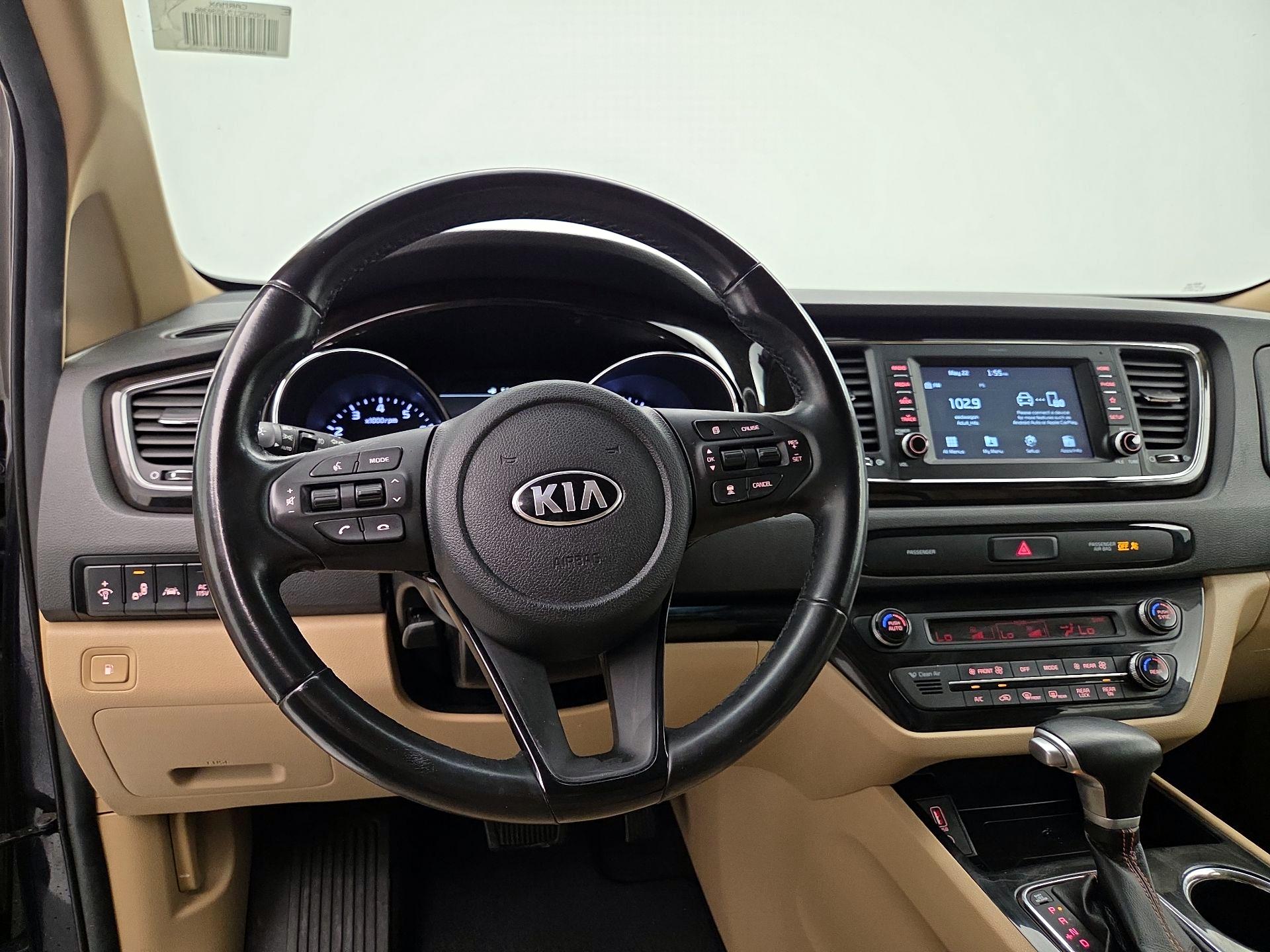 Thumbnail: 2020 Kia Sedona - 10