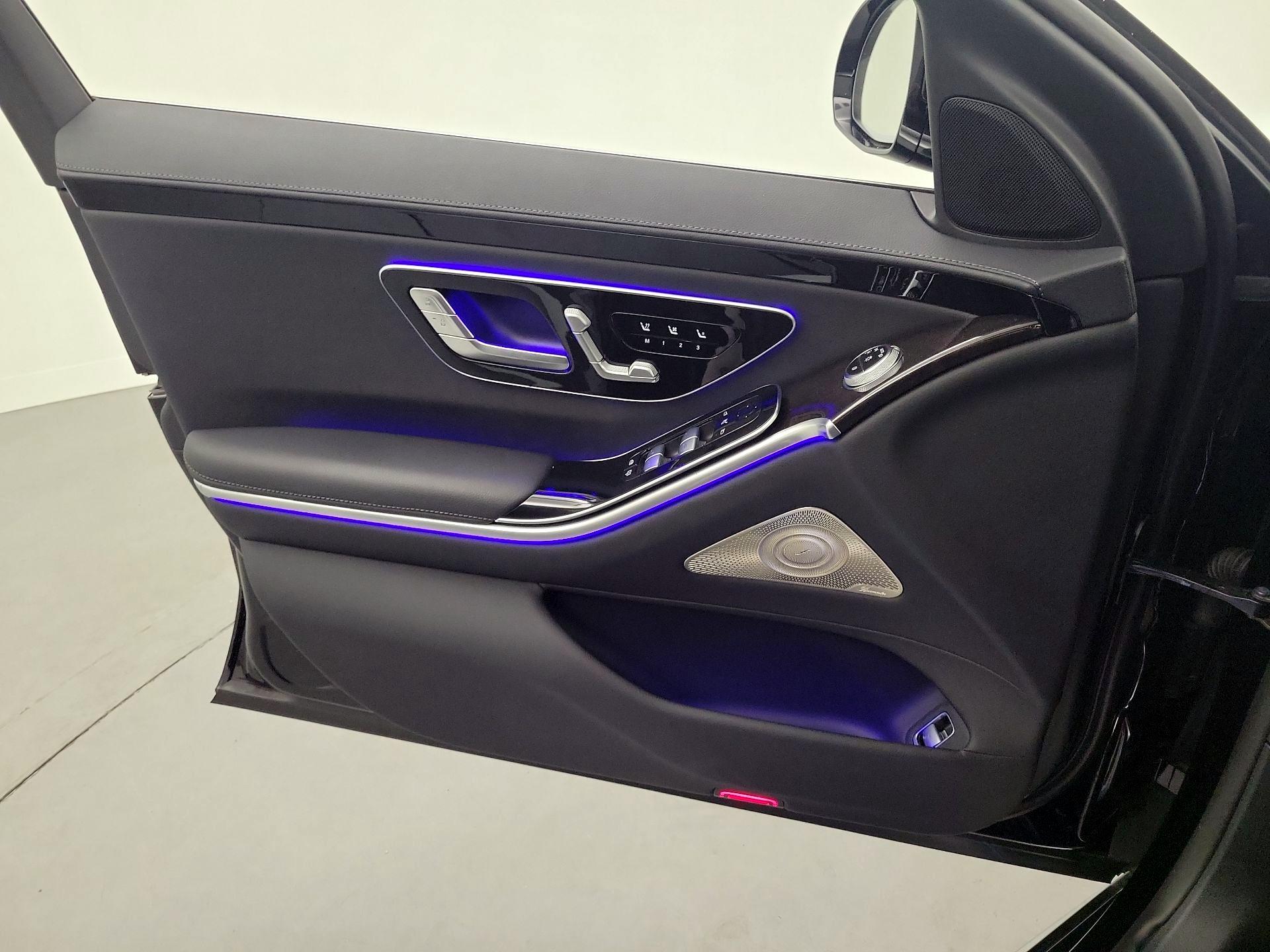 Thumbnail: 2024 Mercedes-Benz S-Class - 10