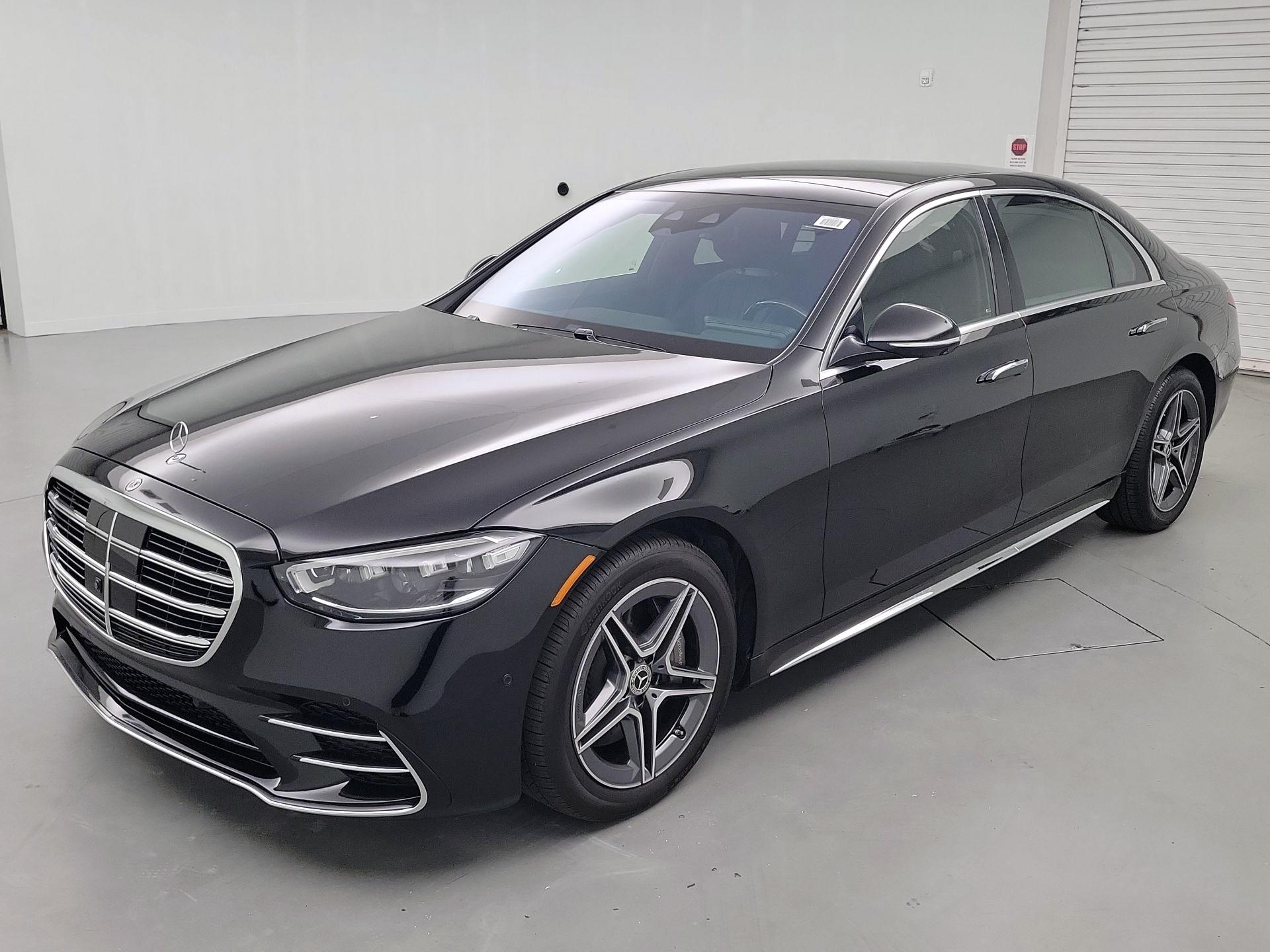 Thumbnail: 2024 Mercedes-Benz S-Class - 3