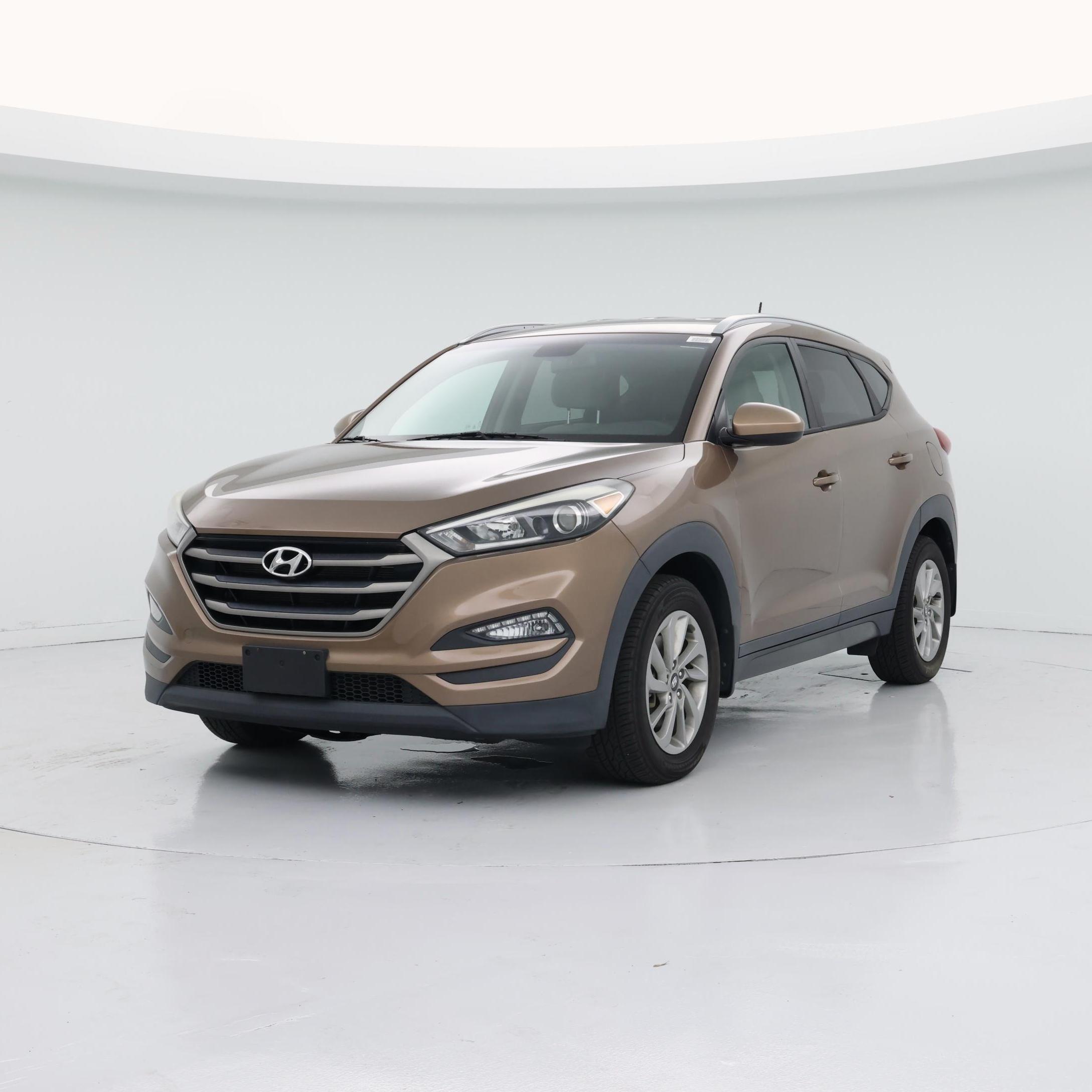 Thumbnail: 2016 Hyundai Tucson - 4