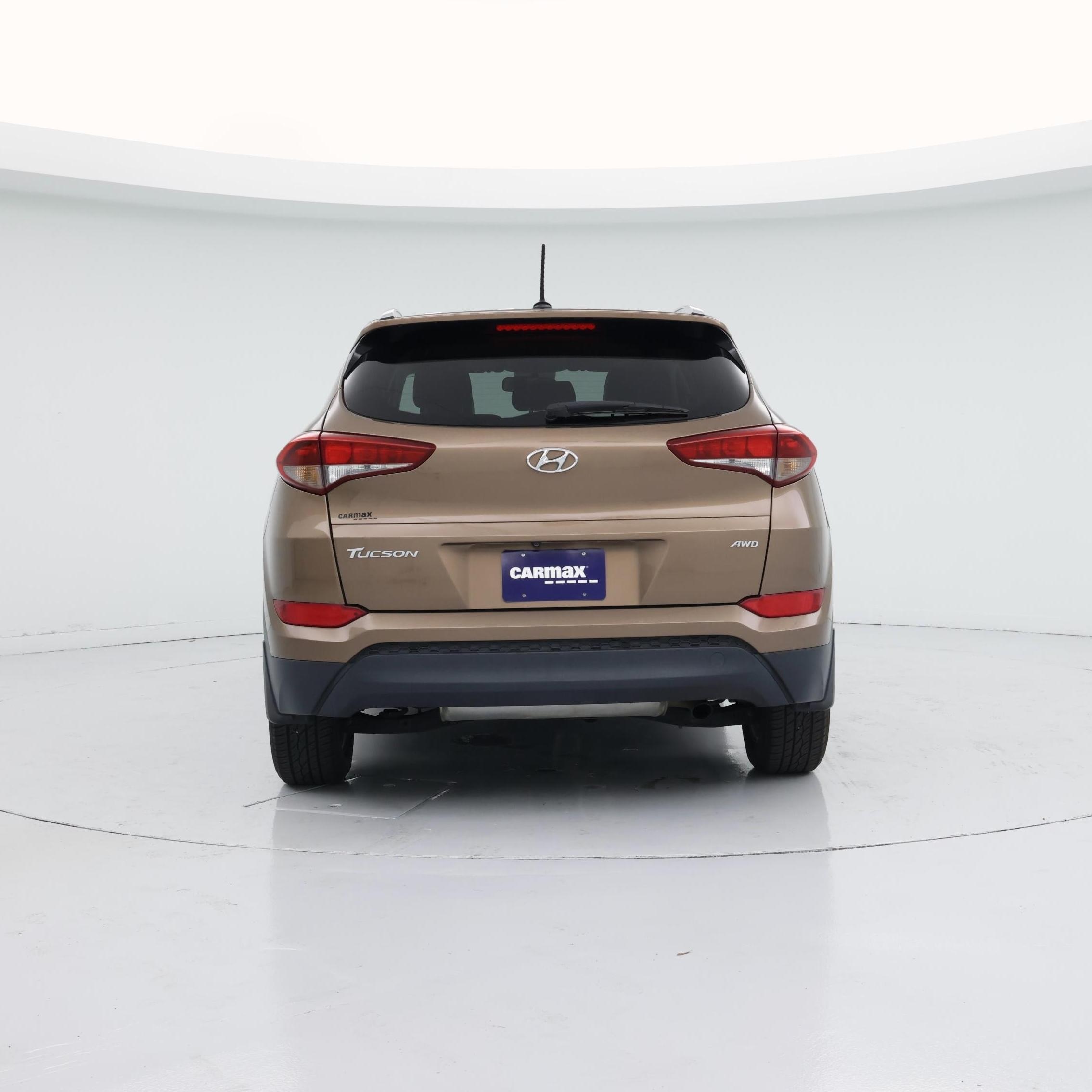 Thumbnail: 2016 Hyundai Tucson - 6