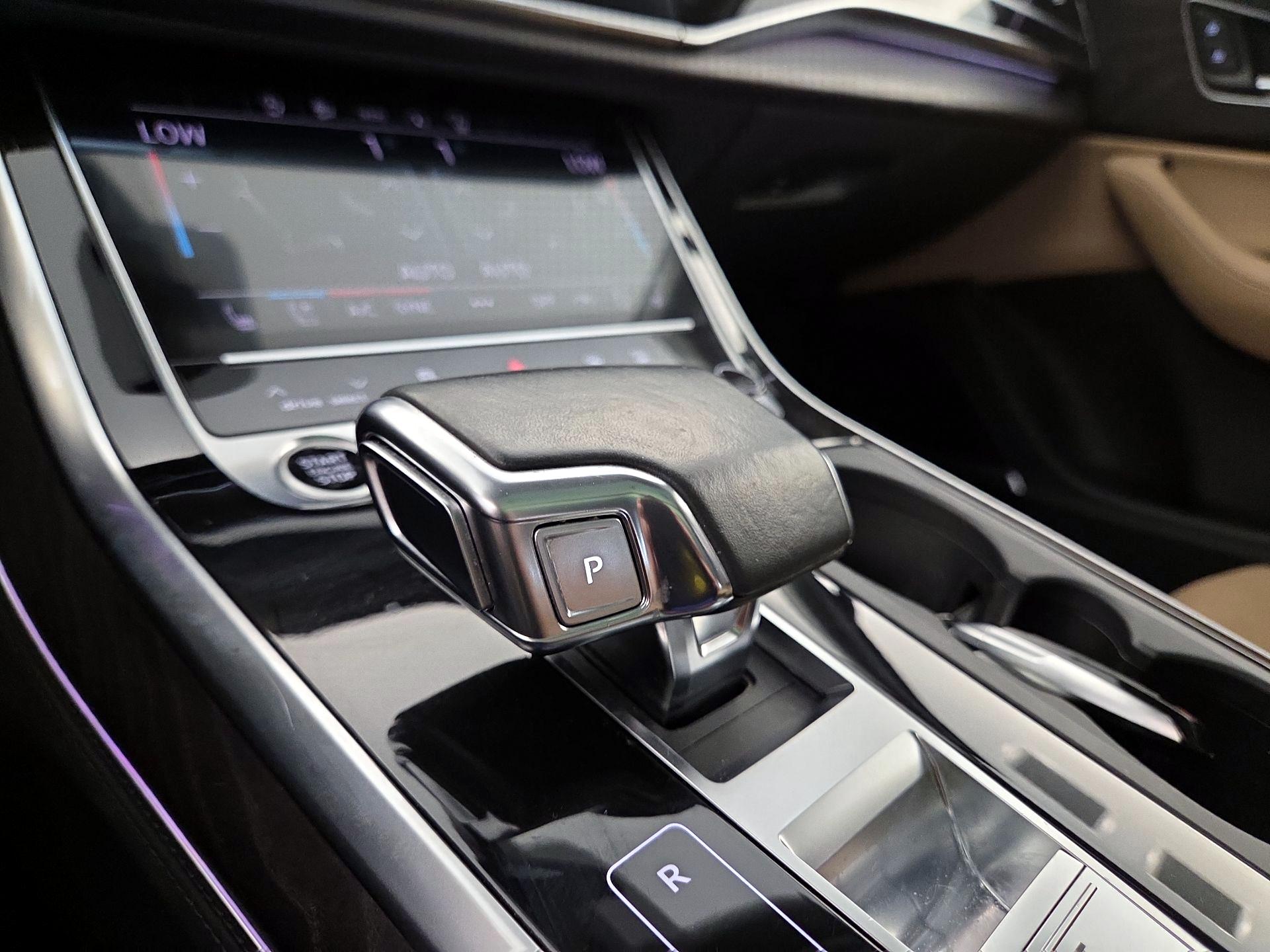 Thumbnail: 2021 Audi Q7 - 16
