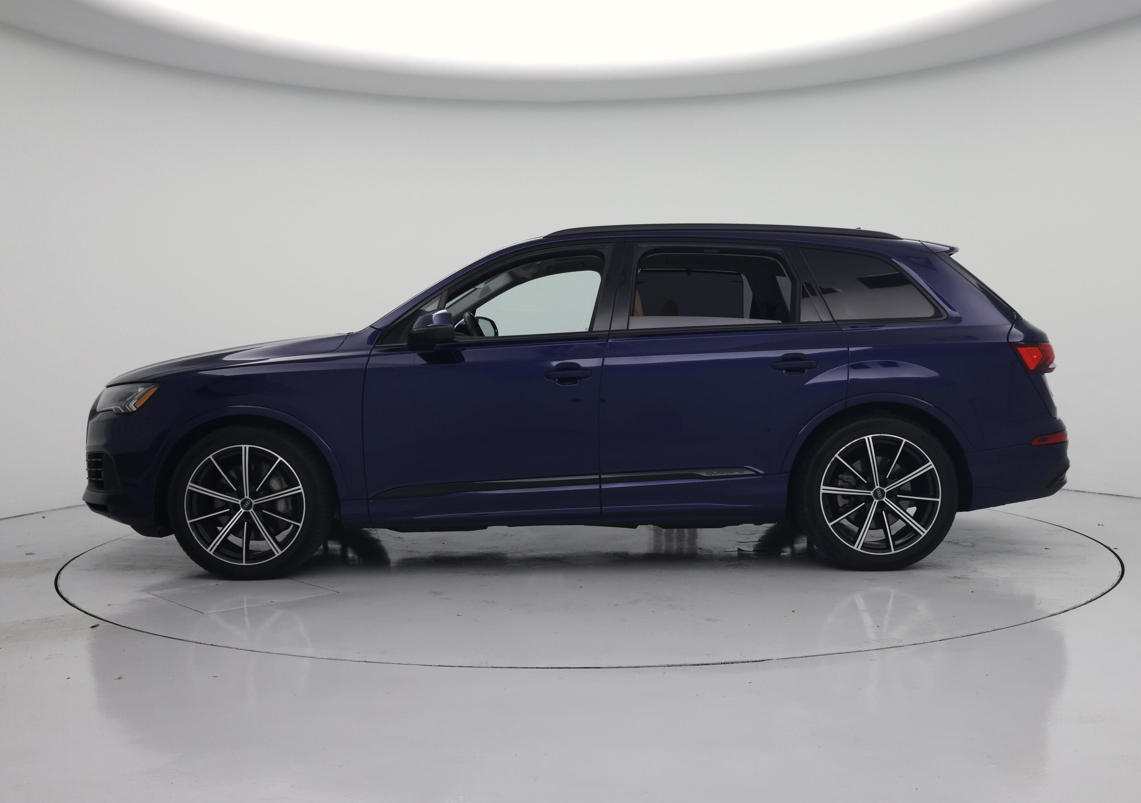 Thumbnail: 2021 Audi Q7 - 3